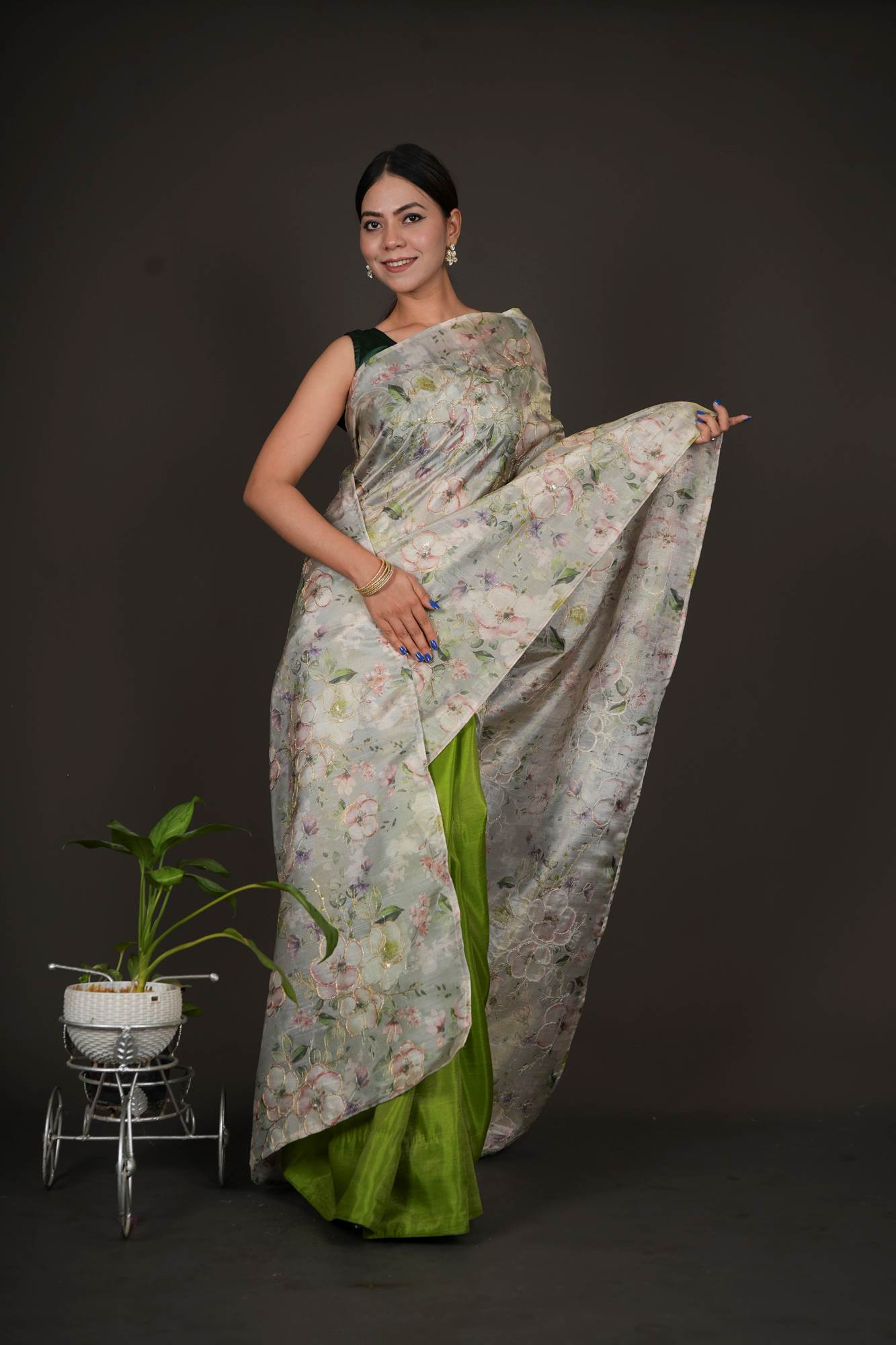 Designer Half & Half Elegant Floral Pallu With Zari Embroidered Sequinned 1 minute saree