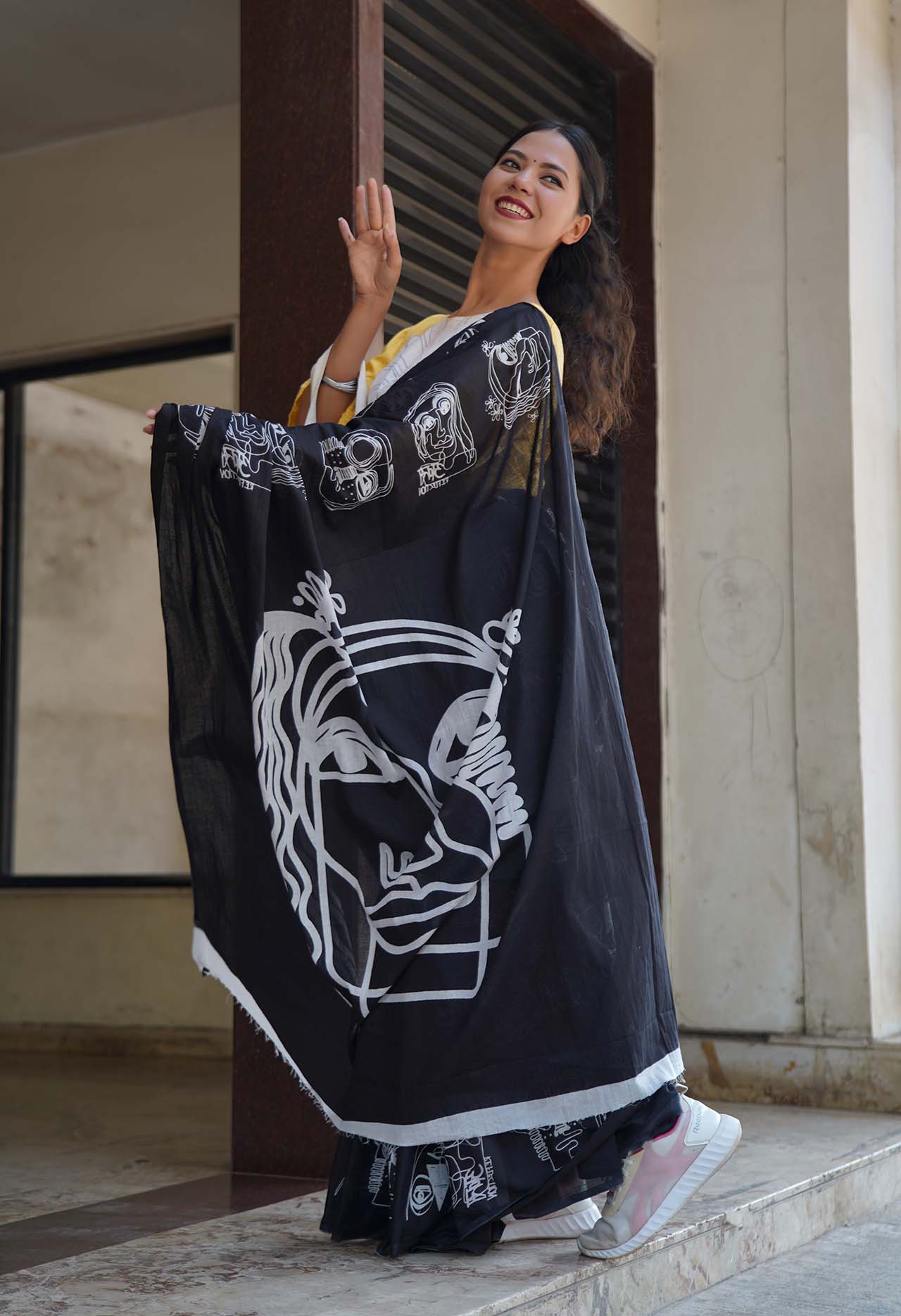 Black Handblock Tribal Art Jaipuri  pure Cotton Mul Mul Wrap in 1 minute saree