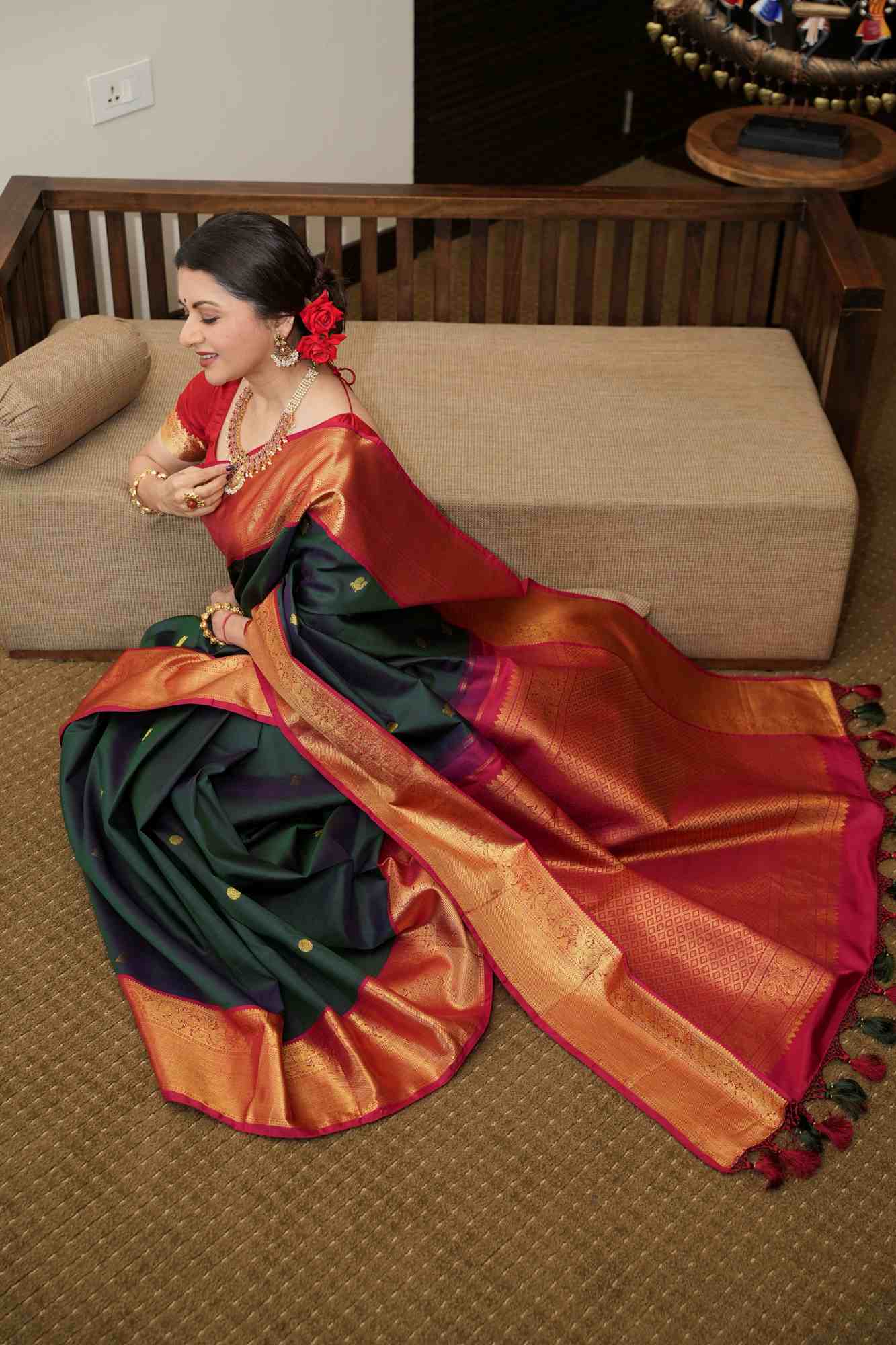 Pre order Bottle Green Dual Tone Pure Kanjivaram Silk Saree with Zari Buttas and Contrast Zari Border | SILK MARK CERTIFIED Ready To Wear Saree