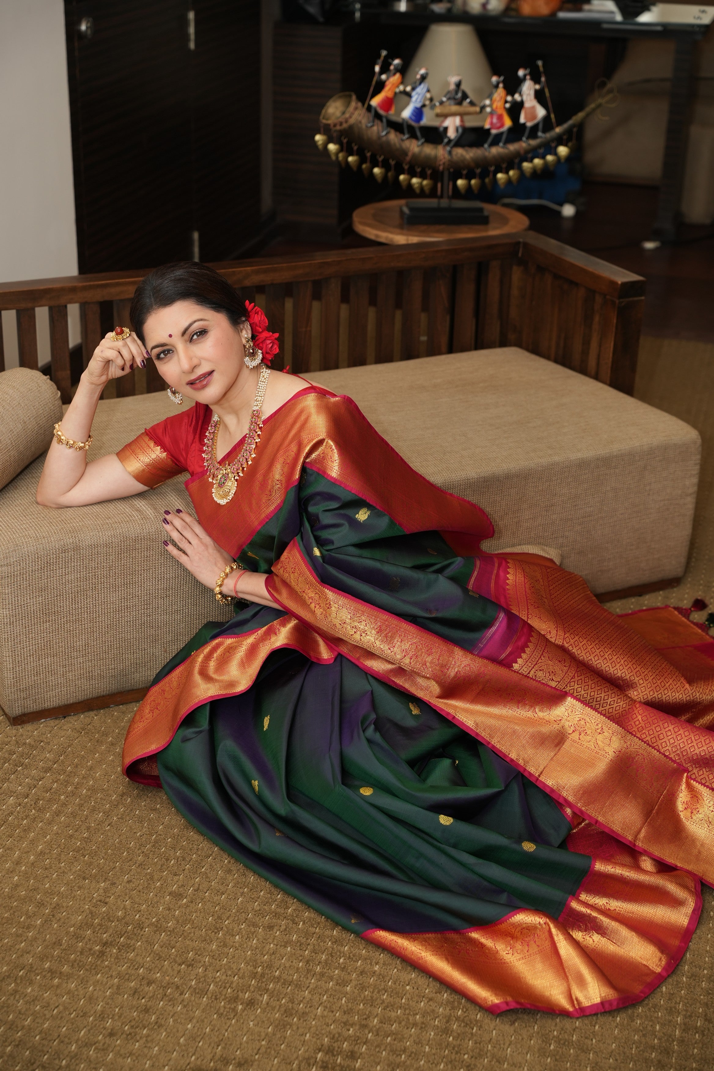 Pre order Bottle Green Dual Tone Pure Kanjivaram Silk Saree with Zari Buttas and Contrast Zari Border | SILK MARK CERTIFIED Ready To Wear Saree