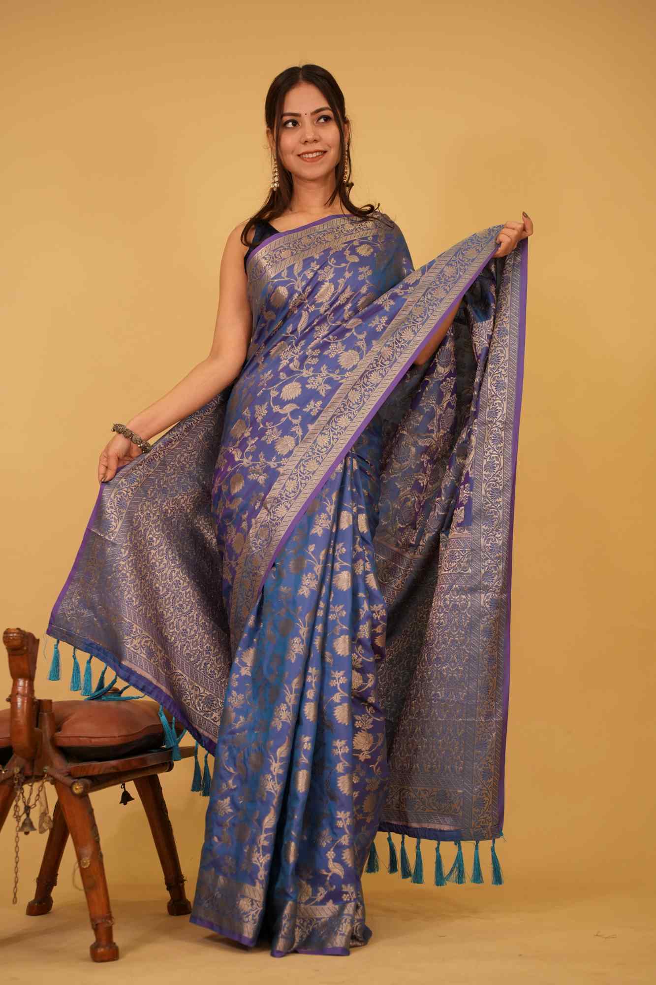 Rich Banarasi With Heavy Zari Jaal Woven & Ornate Palla Ready To Wear Saree