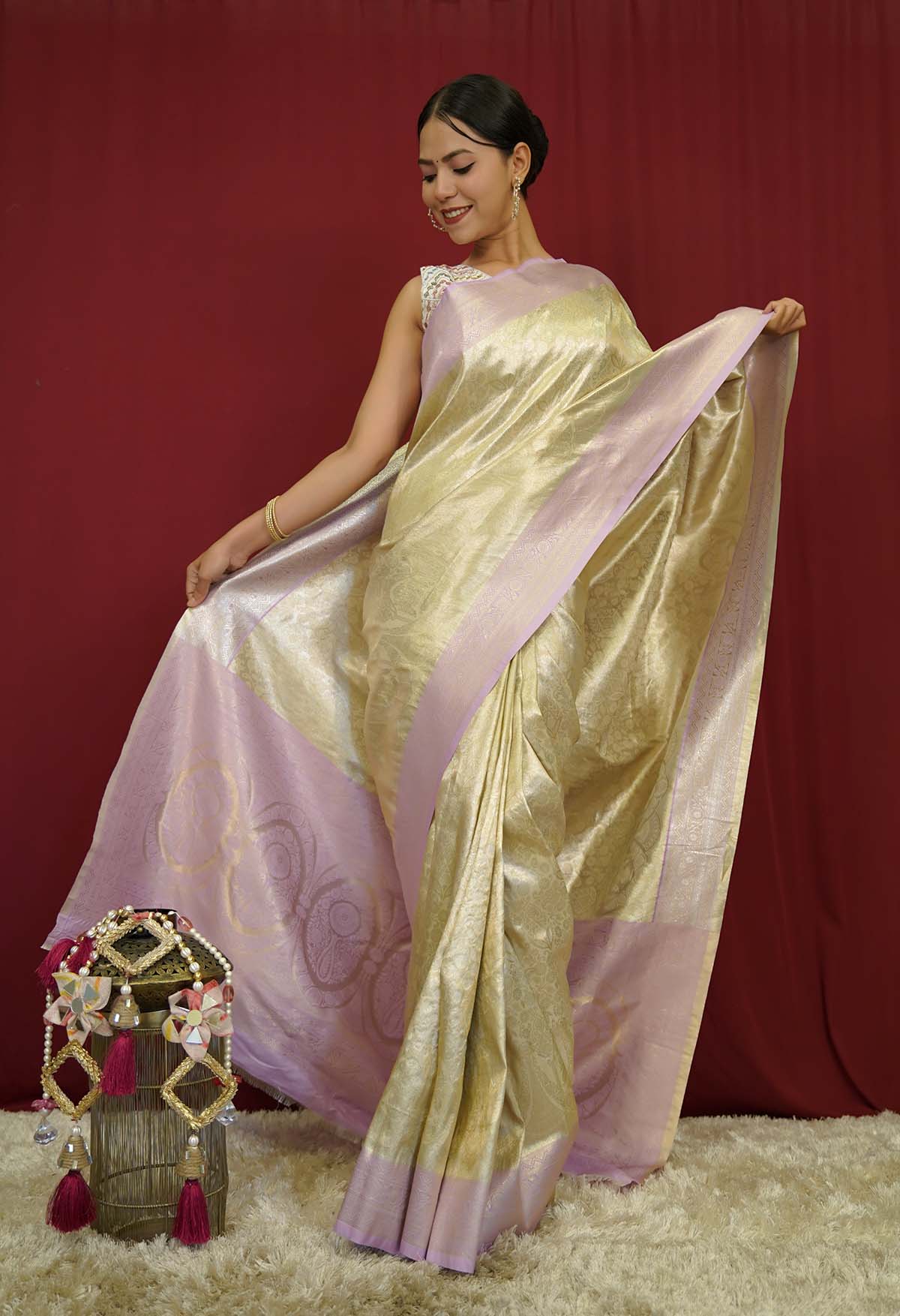 Traditional Styled Kanjeevaram Silk  Creme With pink Contrast Border & Paisley  Wrap In One Minute Saree