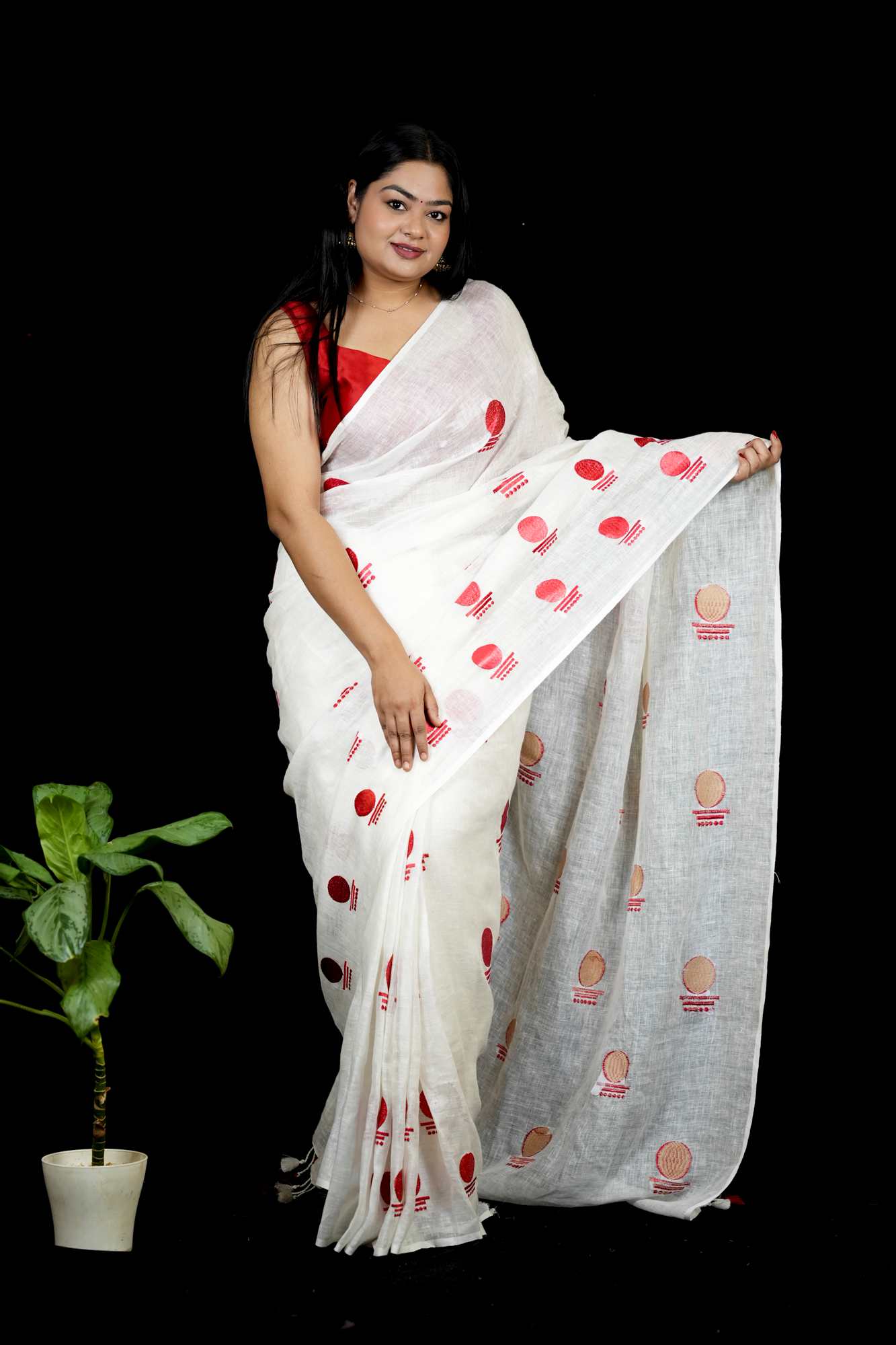 Linen with Red Geometric Motif Weave with Tassel Ready To Wear Saree