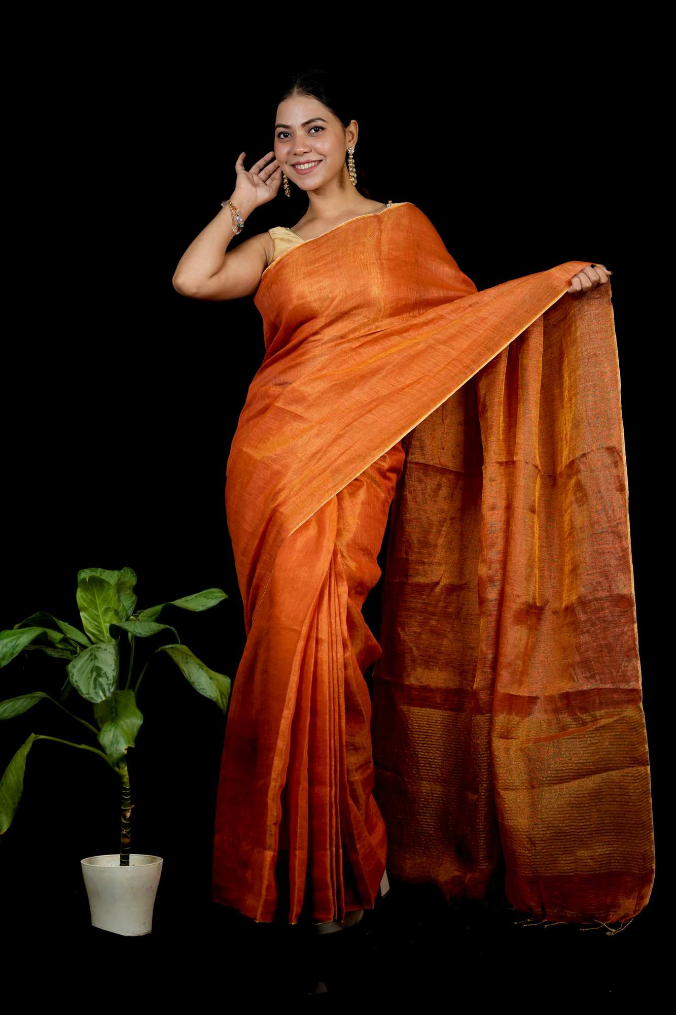 Tissue Linen with Zari Detailing & Tassels Ready To Wear Saree