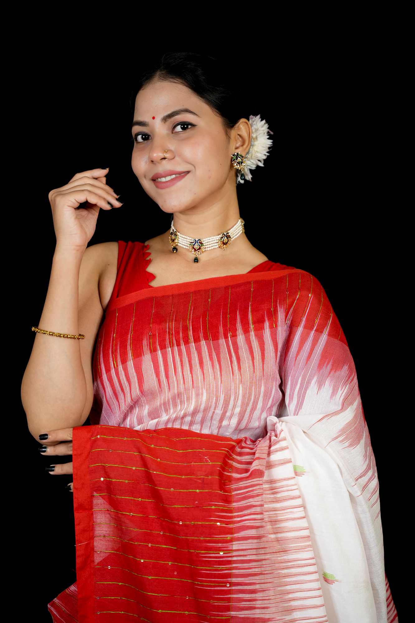 Beautiful Handloom Kothi with Ikkat & Temple Border Butta Overall Ready To Wear Saree