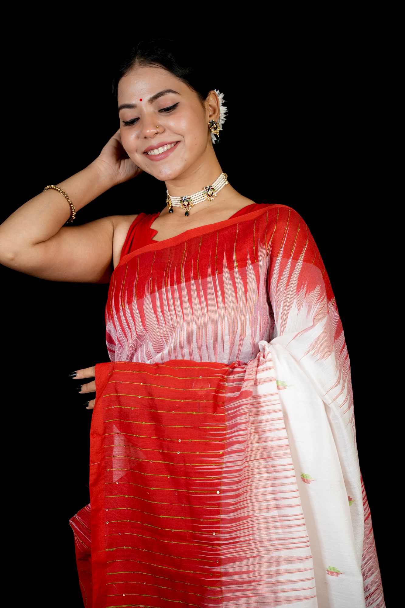 Beautiful Handloom Kothi with Ikkat & Temple Border Butta Overall Ready To Wear Saree