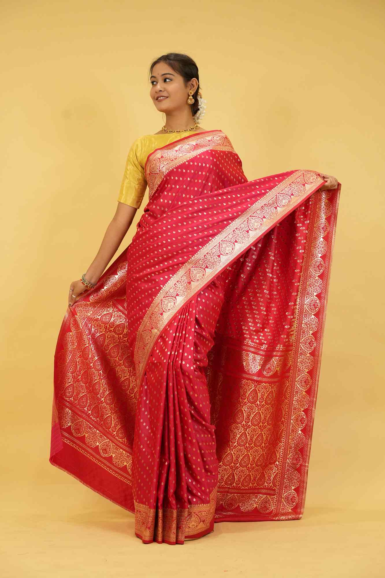 Bangalore Silk with Rich Zari Butta & Paisley Weave Ready To Wear saree