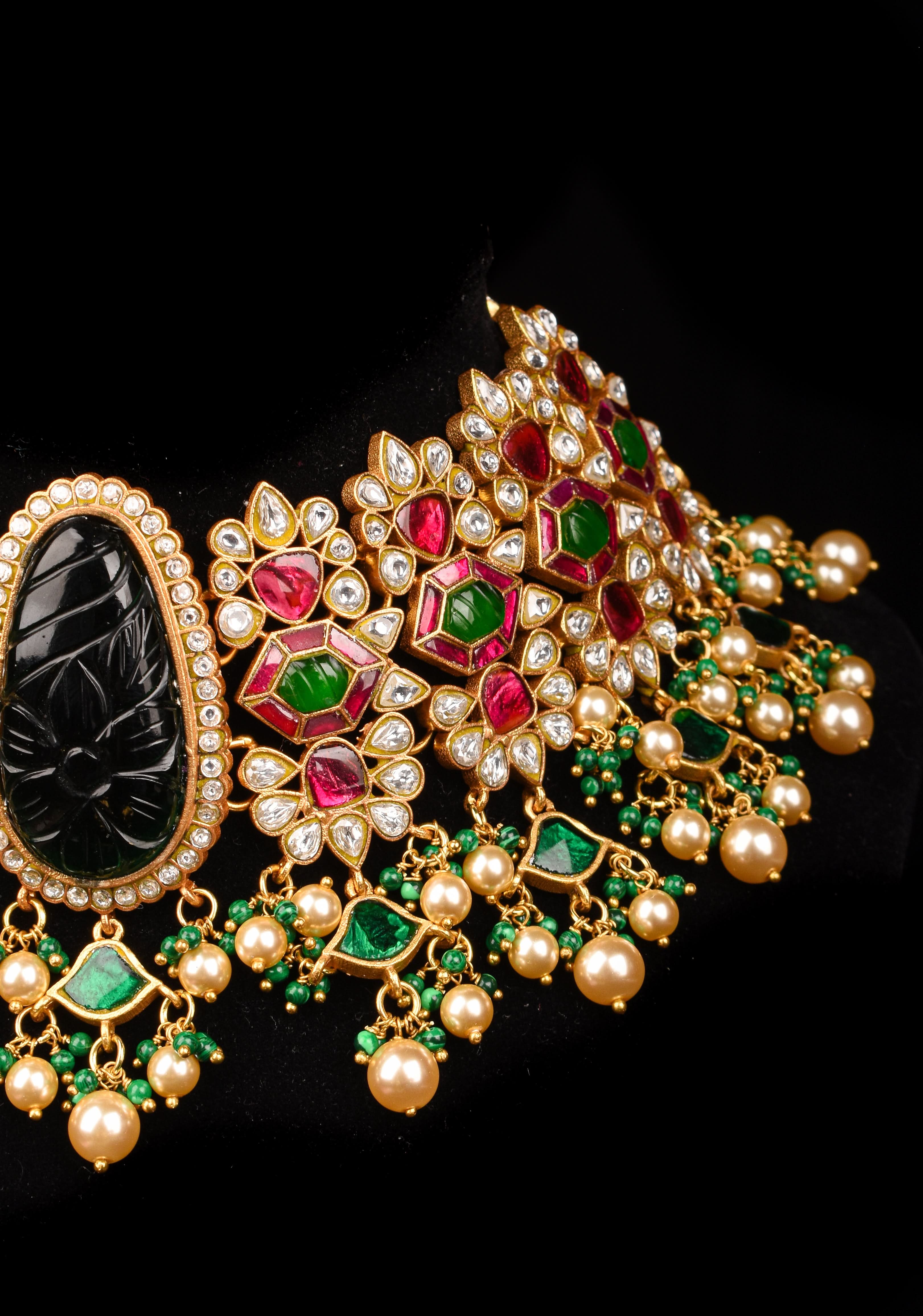 Traditional Jadau Kundan Choker Set With Dangling Pearls And Matching Earrings | SHOBITAM