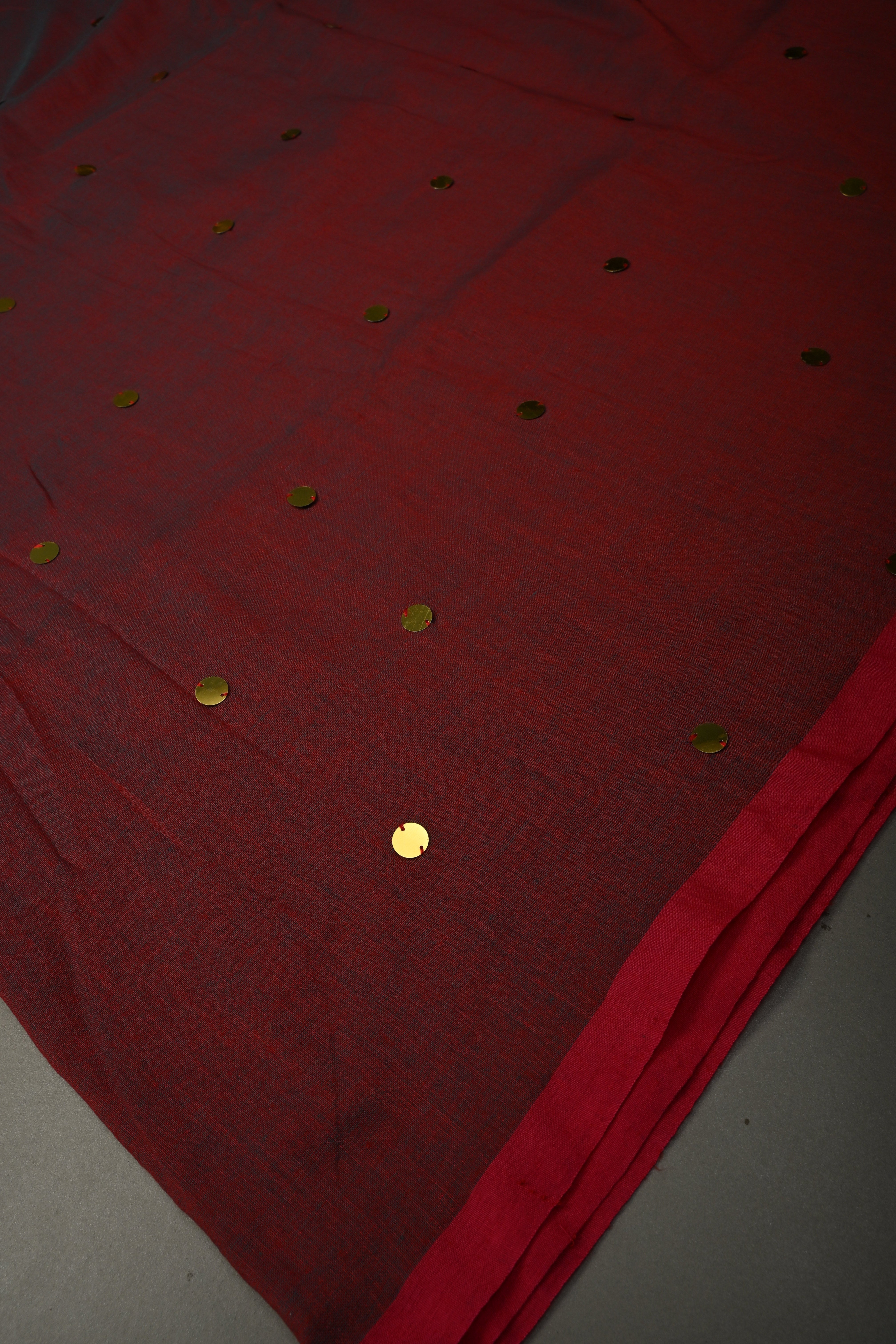 Red-Green Dual Tone Mercerized Mul Cotton saree in With Tikki work and Long Tassels, No Blouse Piece | Shobitam