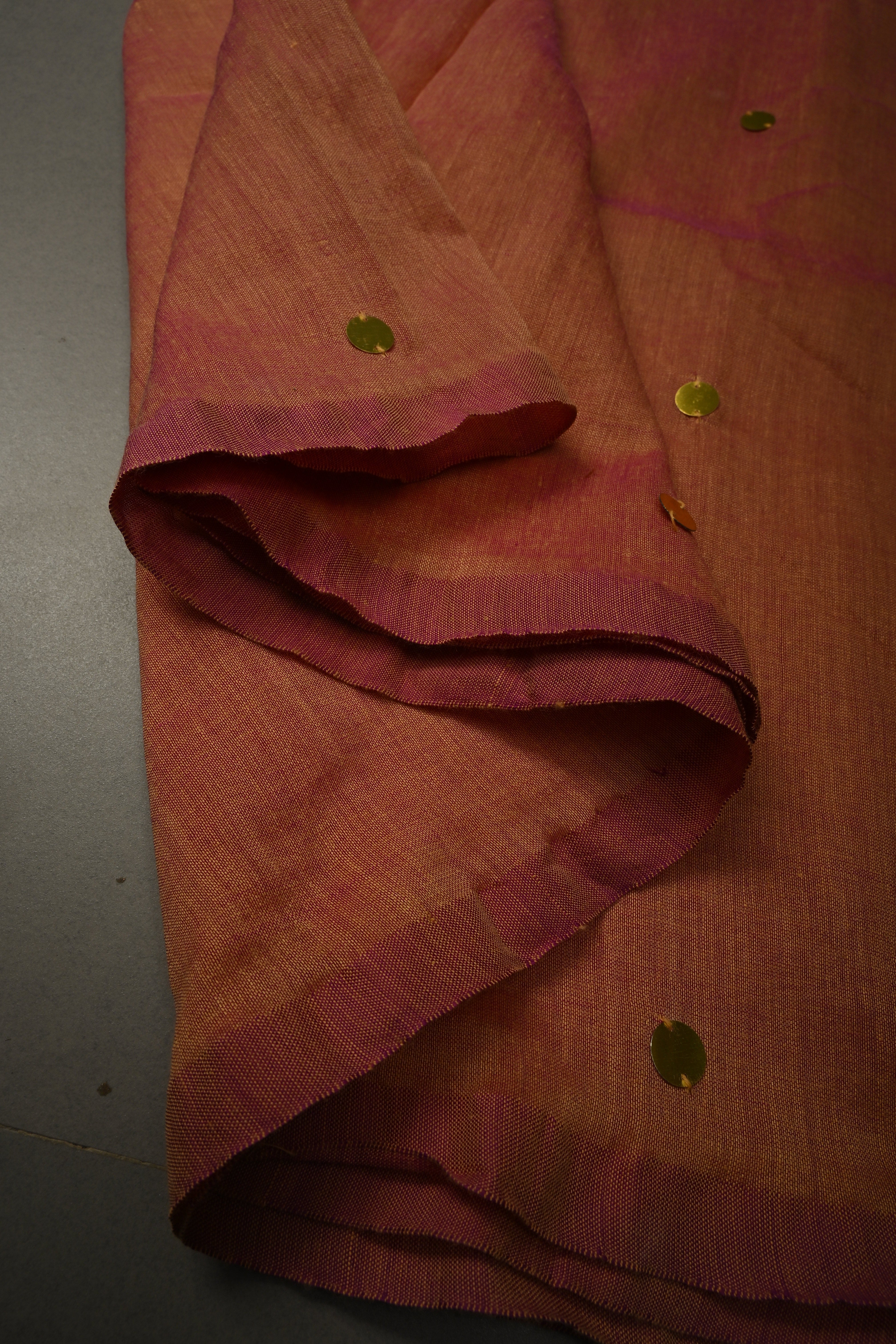 Sandstone -Pink Dual Tone Mercerized Mul Cotton saree in With Tikki work and Long Tassels, No Blouse Piece