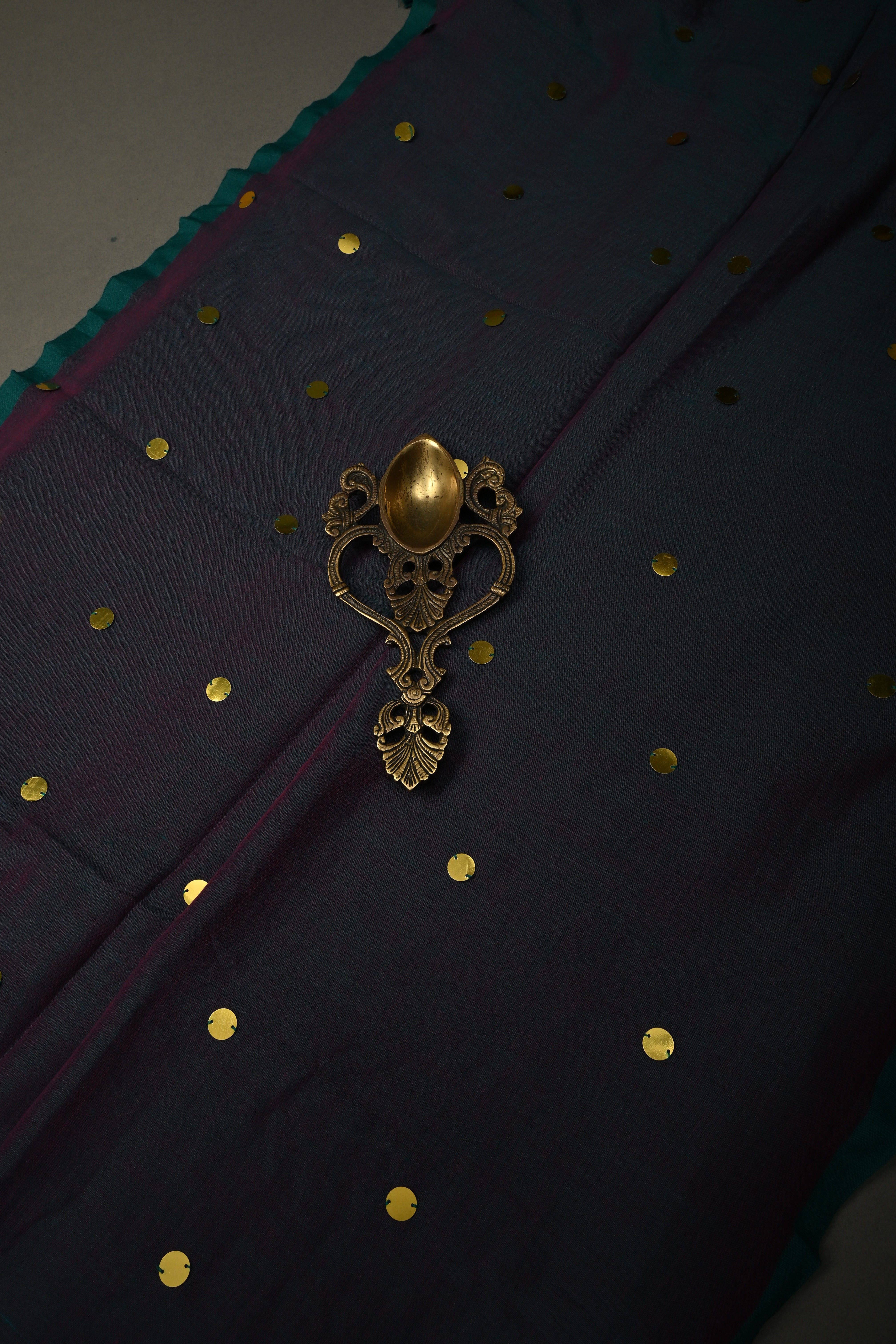 Peacock Green-Pink Dual Tone Mercerized Mul Cotton saree in With Tikki work and Long Tassels, No Blouse Piece | Shobitam