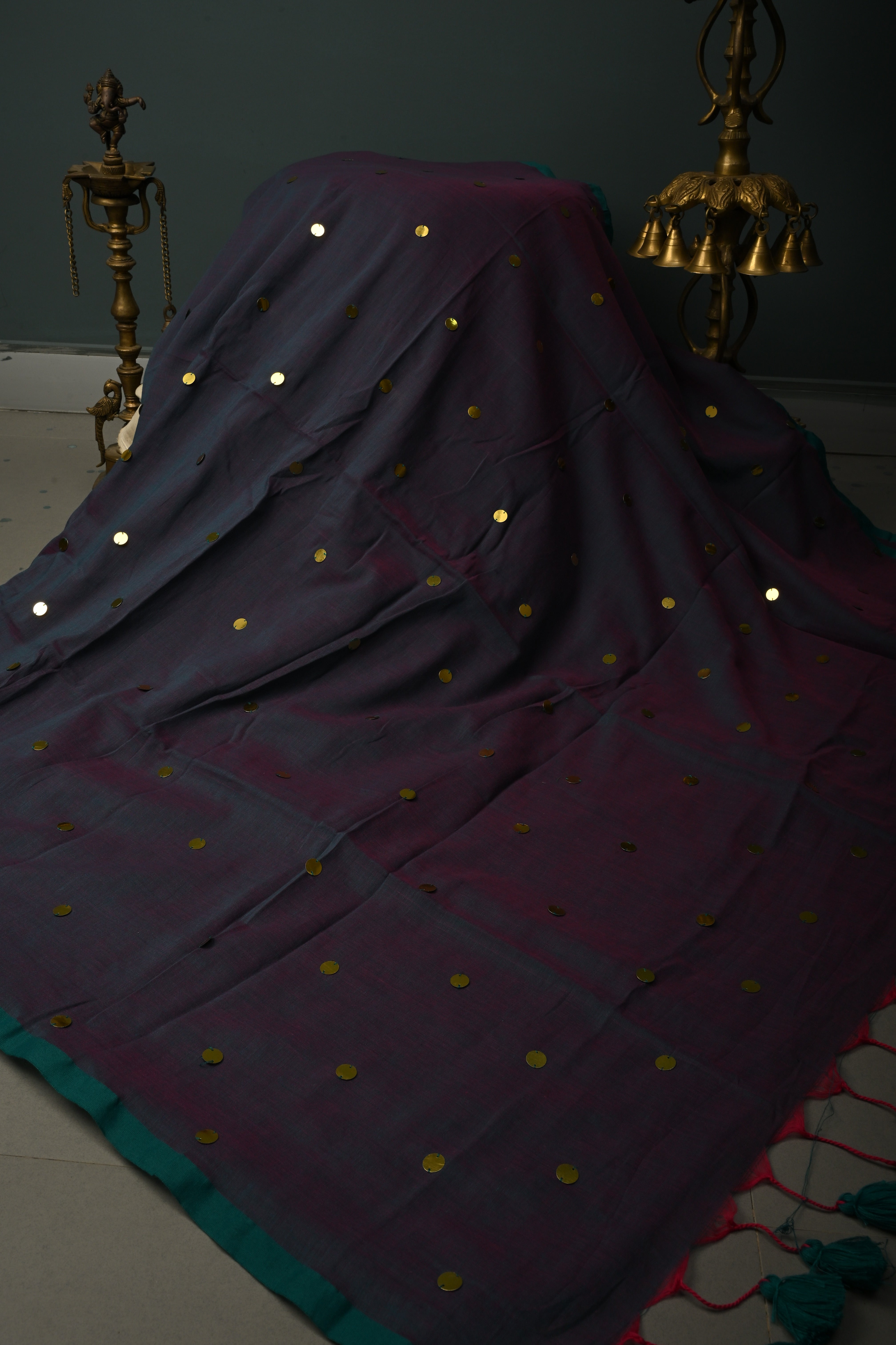 Peacock Green-Pink Dual Tone Mercerized Mul Cotton saree in With Tikki work and Long Tassels, No Blouse Piece | Shobitam