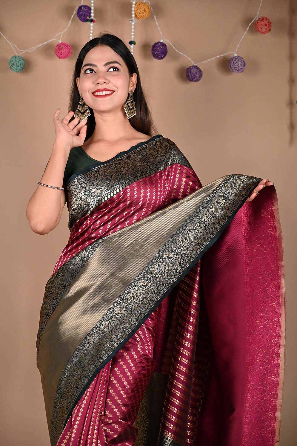 Alluring  Purple Kanchipuram Silk Zari Woven With Contrast Border & Ornate Pallu  Wrap In One Minute Saree - Isadora Life