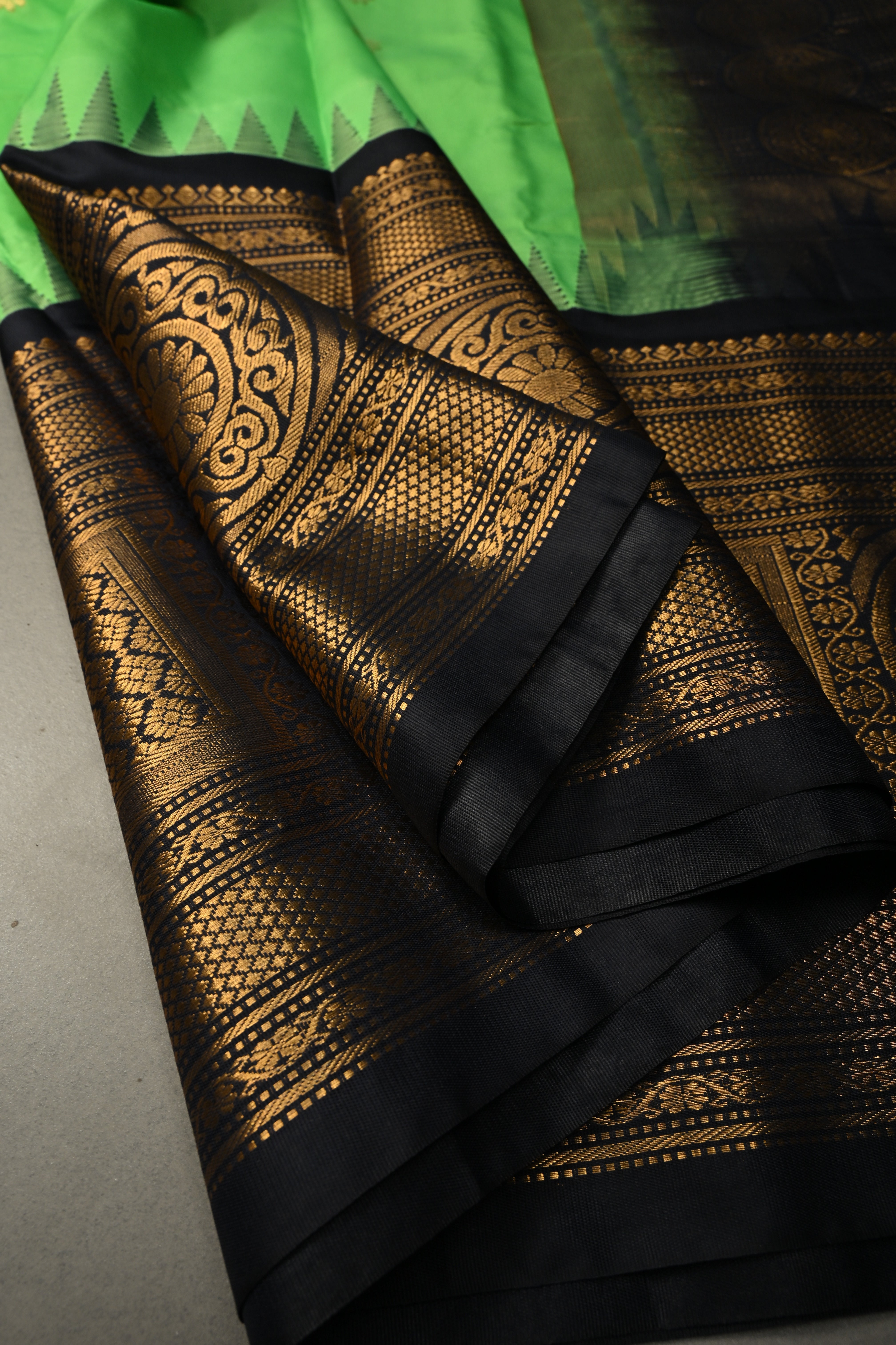 Green Semi Gadwal Silk Saree with Floral Zari Buttas and Contrast Zari Border | Shobitam