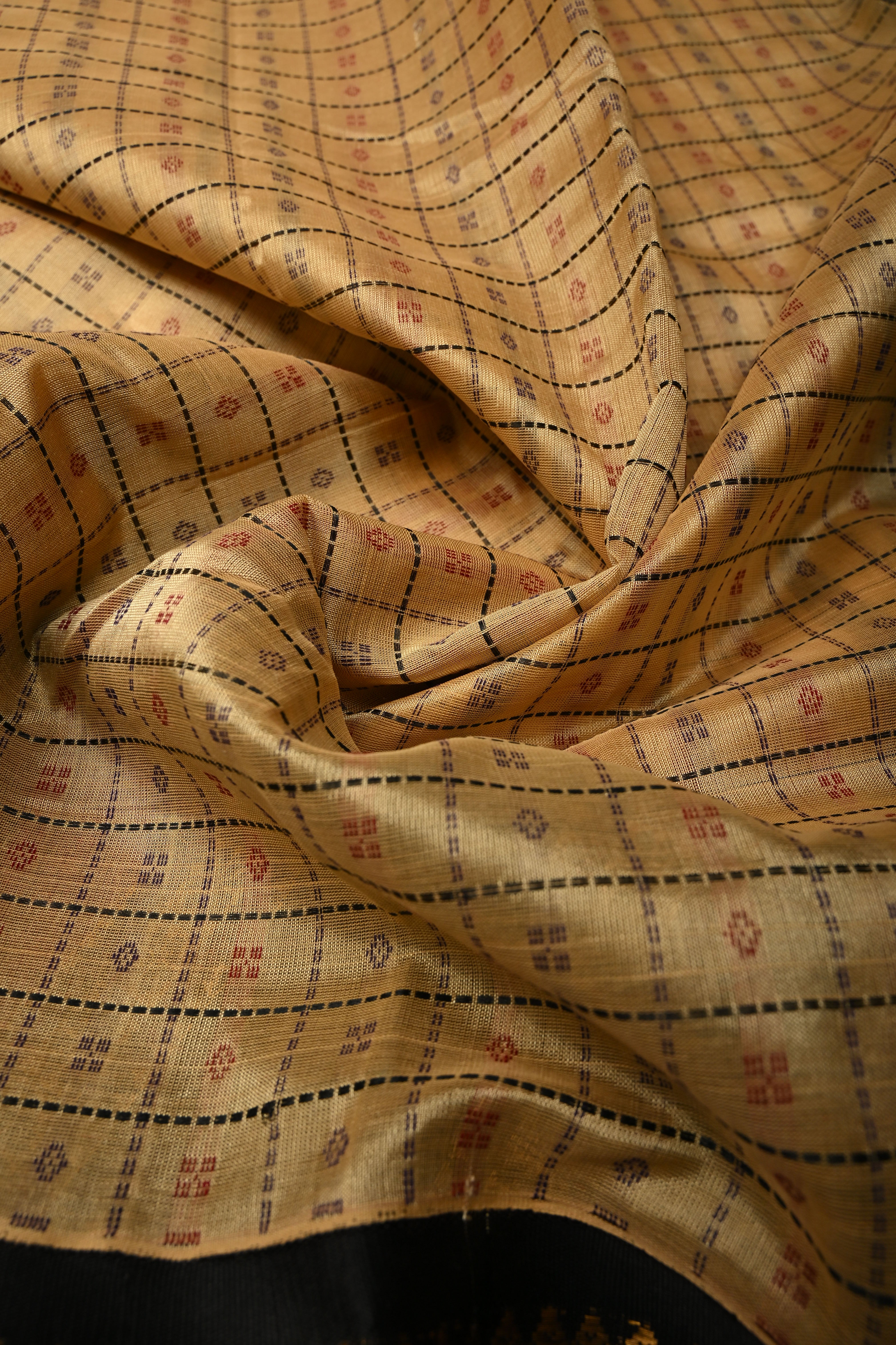 Beige Korvai Checks Design On Kanchi Silk Cotton Handloom Saree with Resham Buttas and Contrast Zari Border | Shobitam