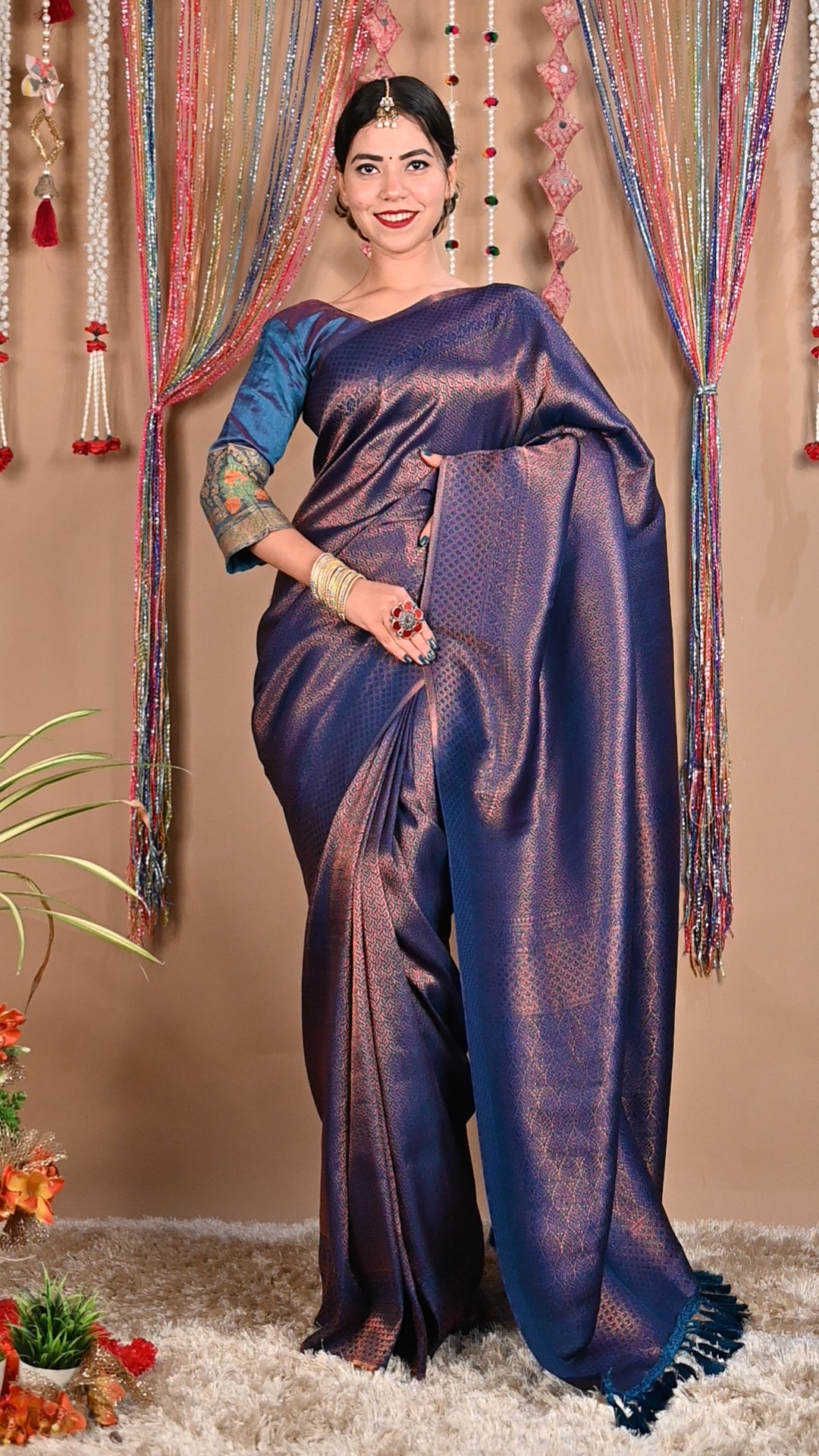 Ready To Wear Sophisticated Wedding Kanjeevaram Teal Ethnic Motif Woven Design Kanjeevaram  Wrap in 1 minute saree - Isadora Life
