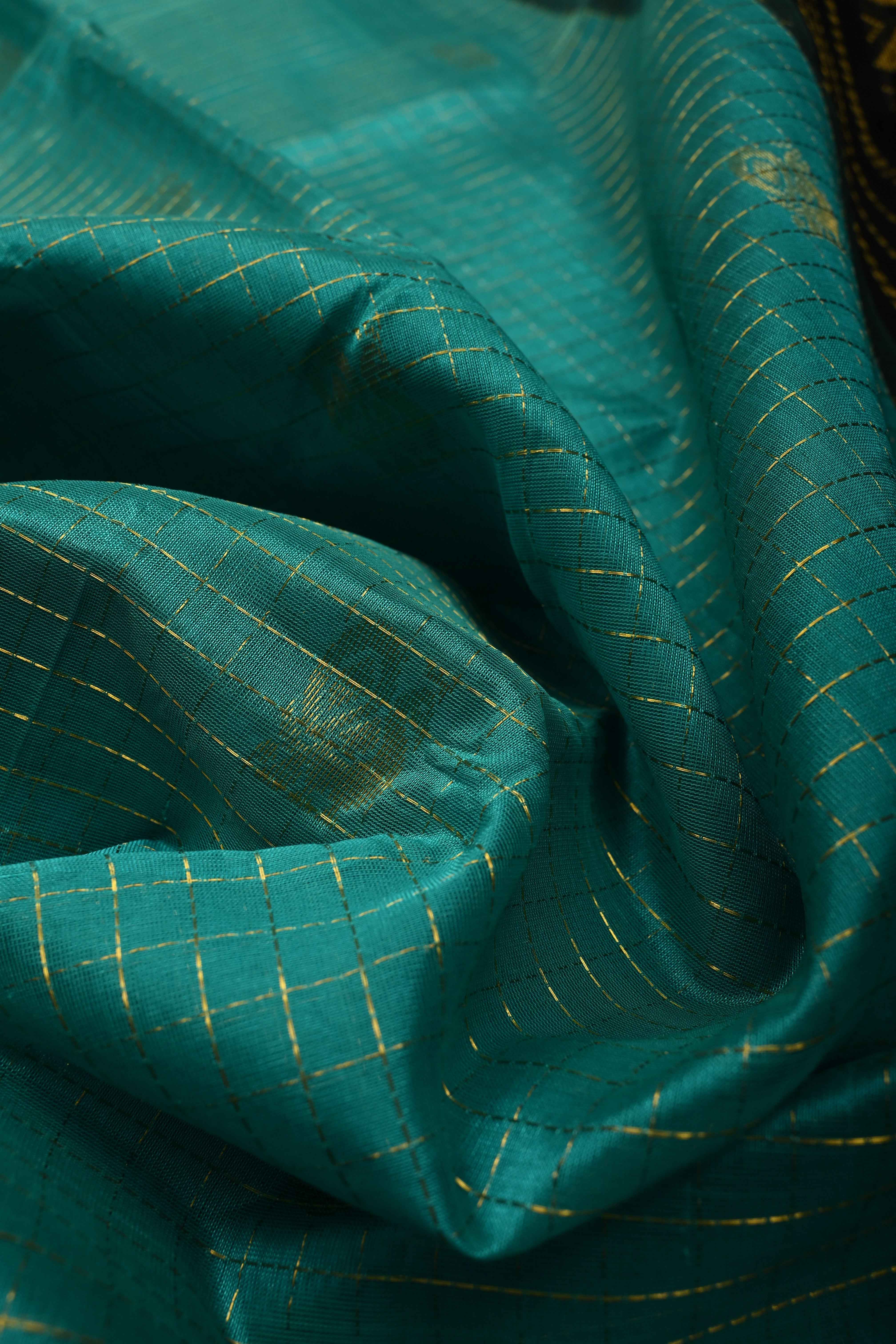 Ananda Blue Zari Checks on Kanchi Silk Cotton Saree with Peacock Buttas and Contrast Zari Border | Shobitam