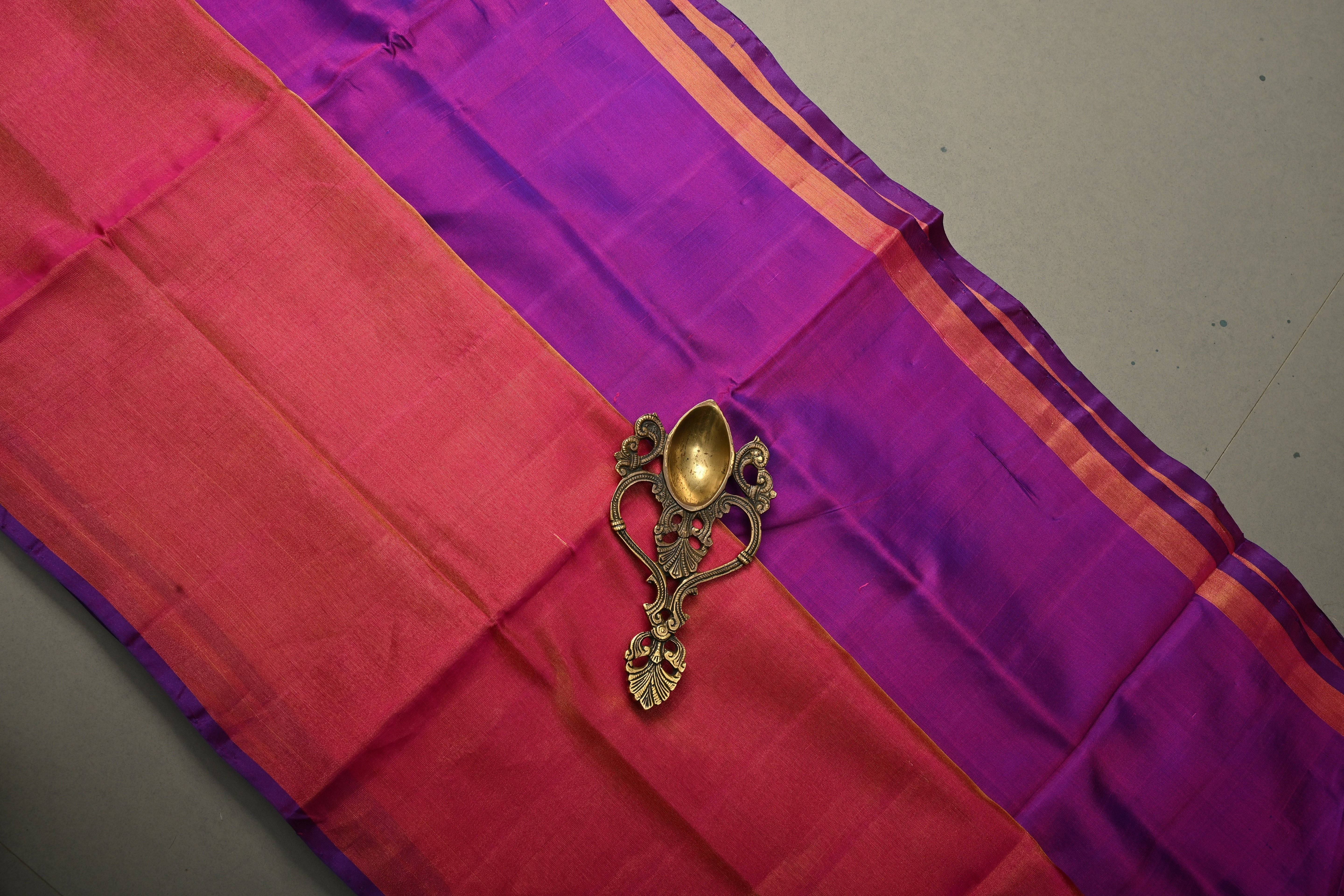 Purple Dual Tone Uppada Handloom Silk Saree with Tissue Skirt Border | SILK MARK CERTIFIED | SHOBITAM