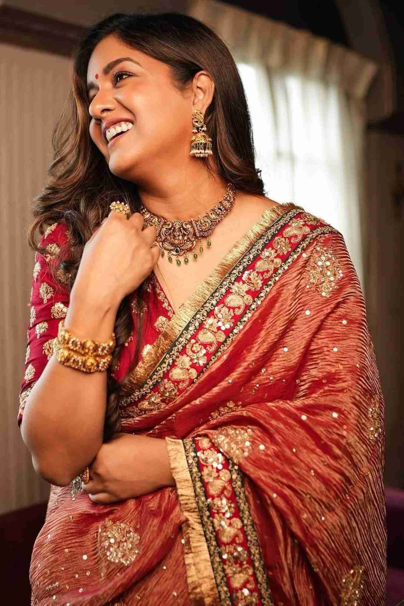 Ishita Dutta Inspired Beautiful Banarasi Crush with Sequins , Cording Embroidery & Fancy Luxe Lace Border Wrap in 1 Minute Saree