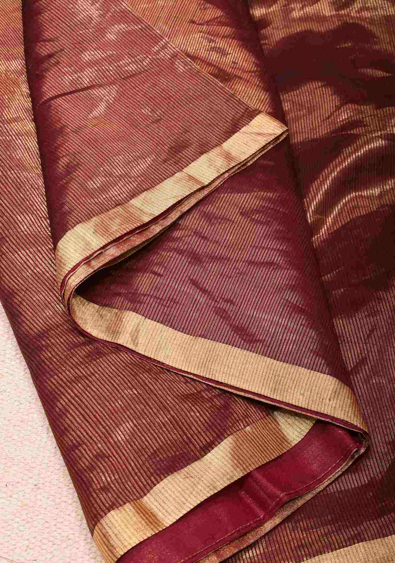 Pre drape Exquisite Half and Half Maroon and Zari Tissue Maheshwari Silk Cotton Saree