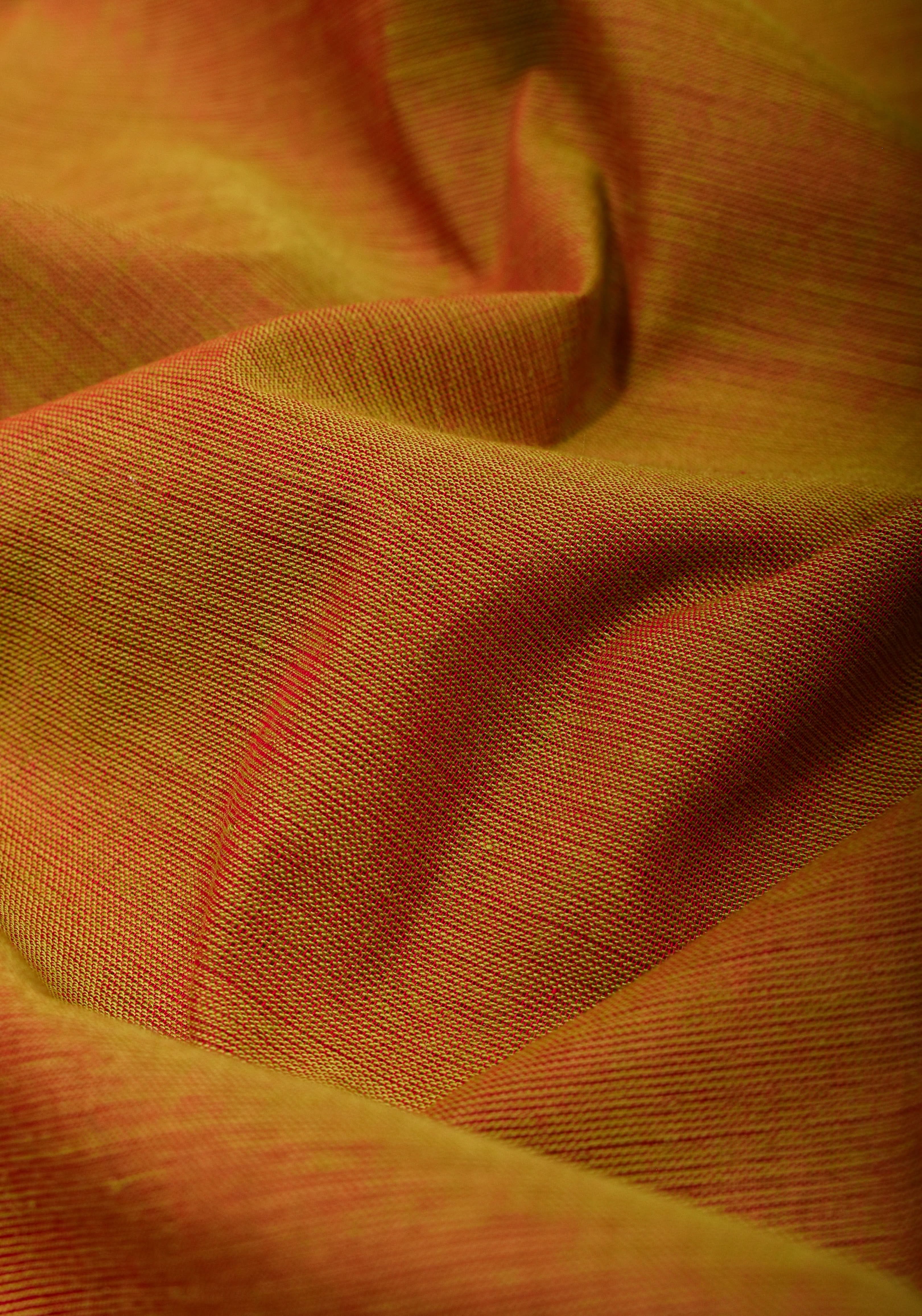 Green-Red Dual tone Kanchi Cotton Saree with Ganga Jamuna zari border, No Blouse piece | Shobitam