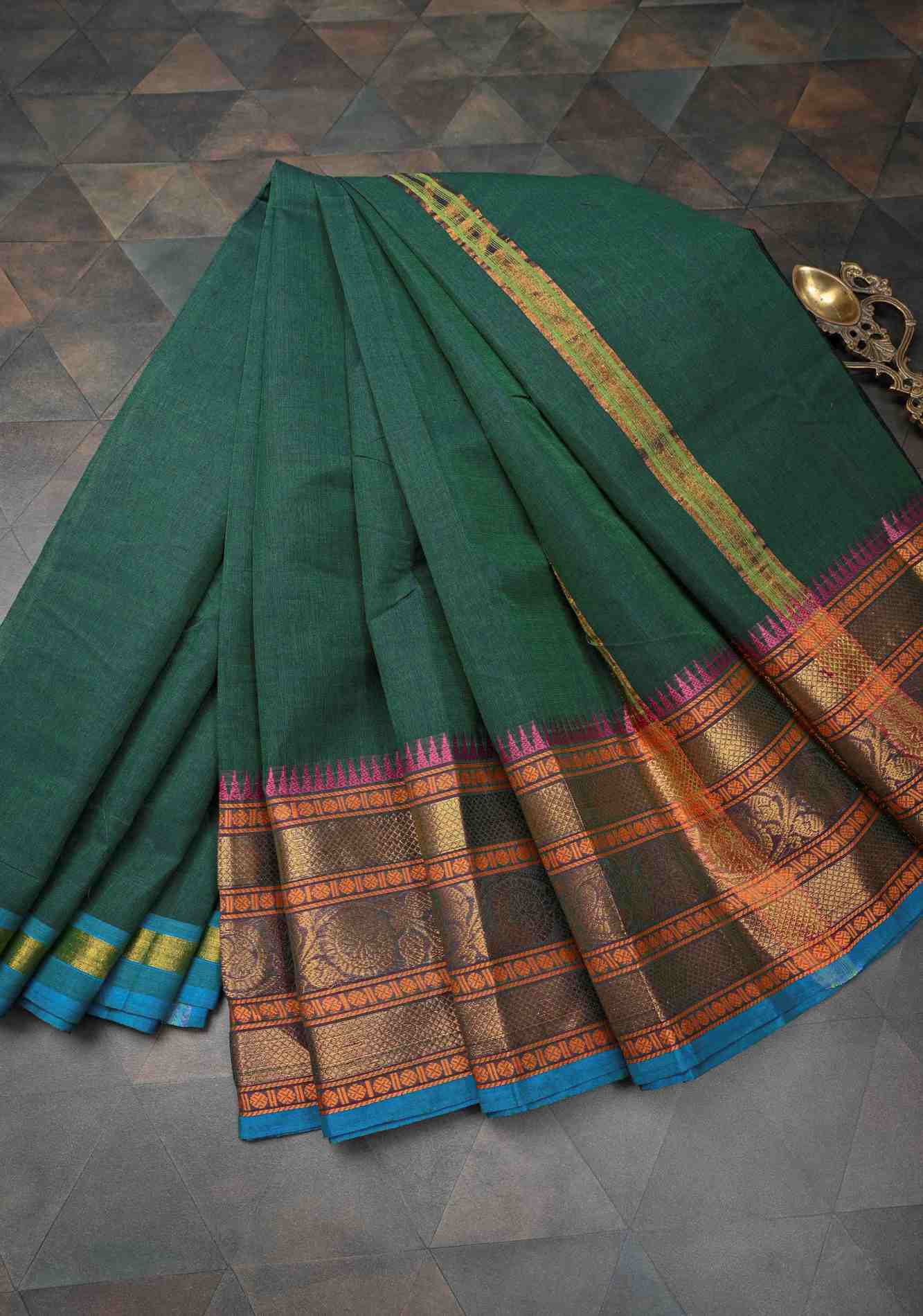 Bottle Green Kanchi Cotton Saree With Zari borders | No Blouse piece