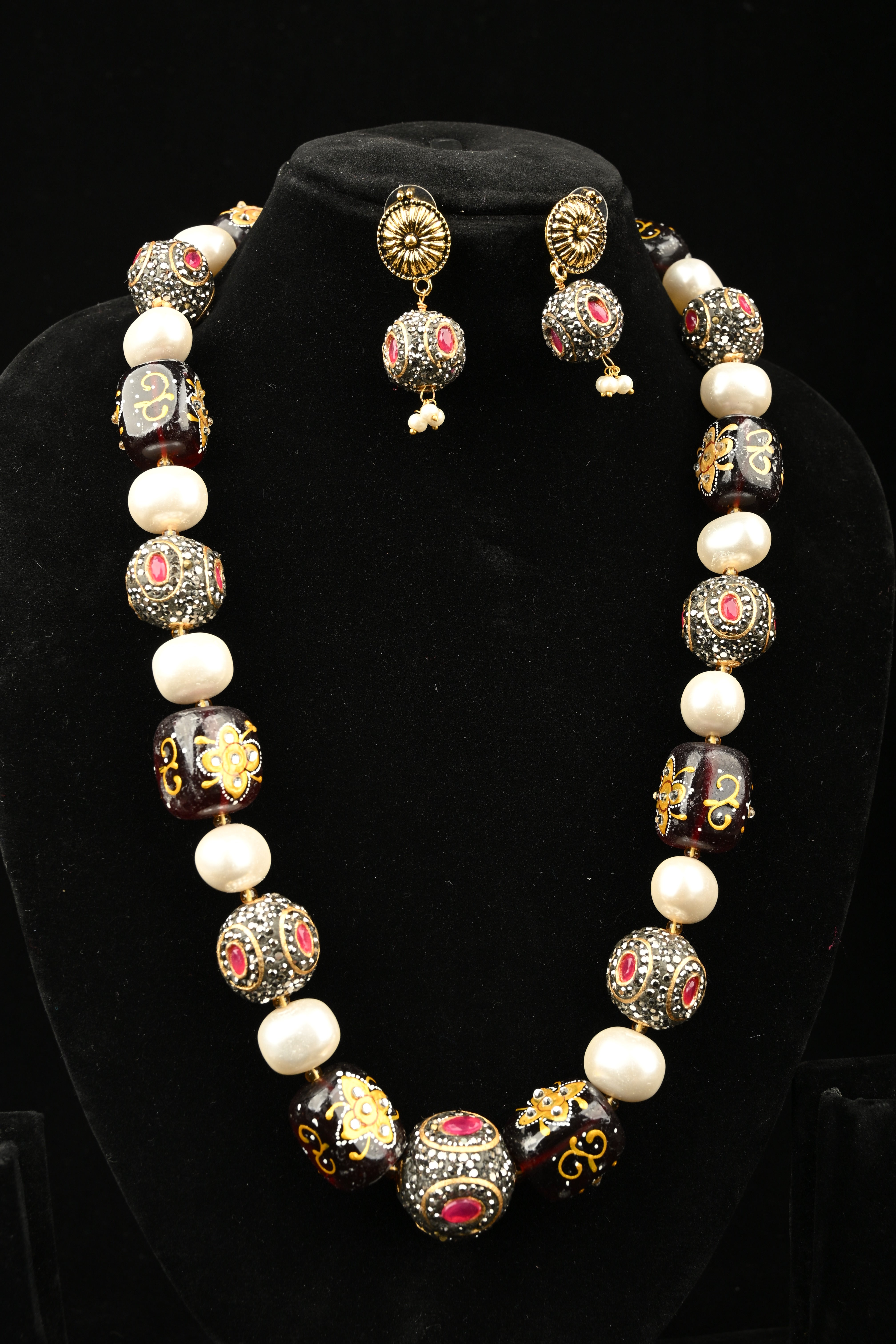 Inlay work Heritage Bead Necklace Set | Shobitam