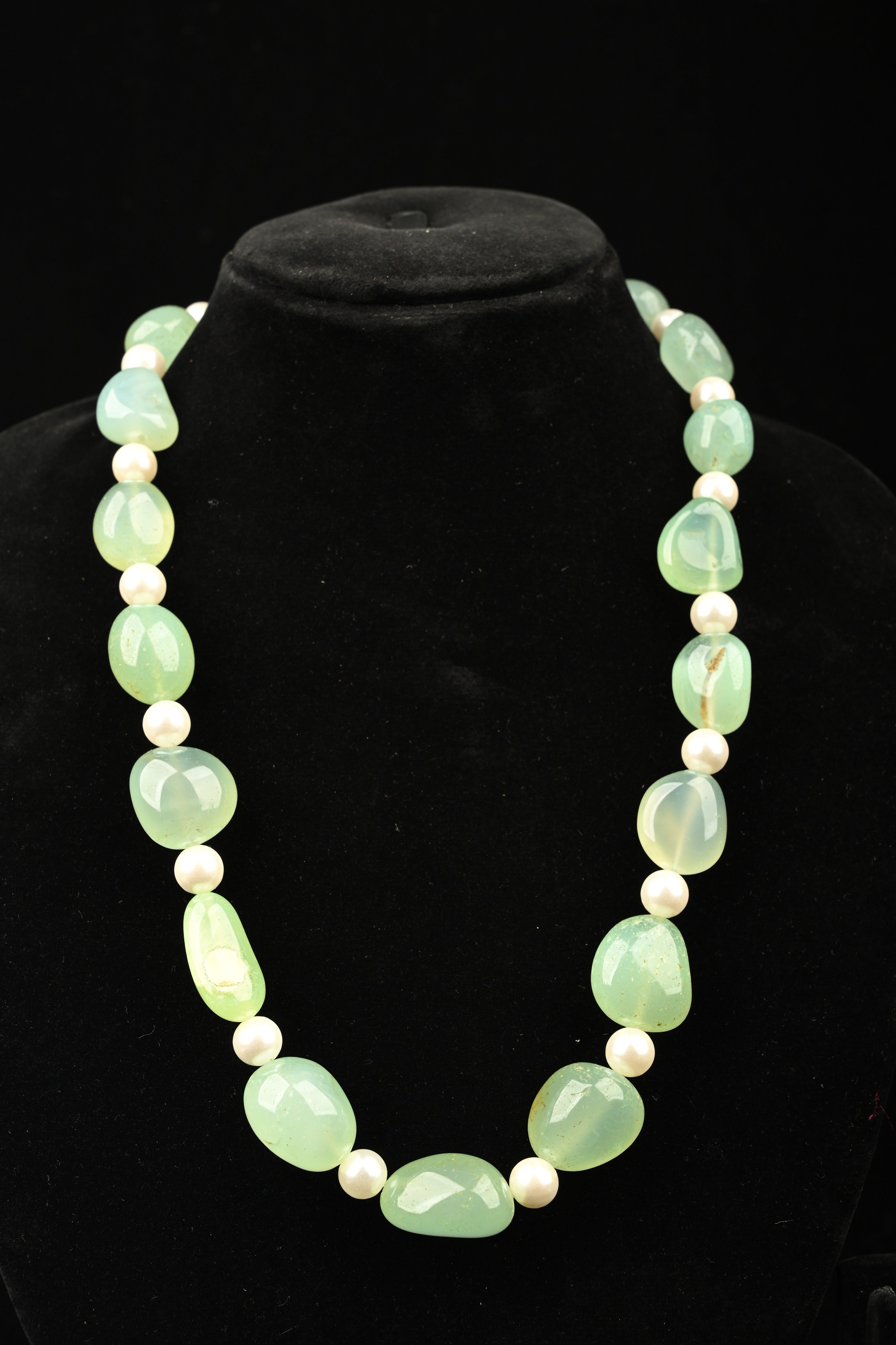 Celadon Glow Aventurine & Pearl Necklace | Shobitam