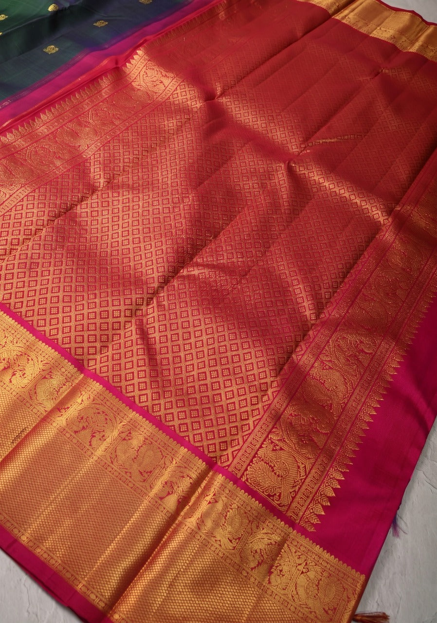 Stunning Bottle Green Dual Tone Pure Kanjivaram Silk Saree with Zari Buttas and Contrast Pink Zari Border | SILK MARK CERTIFIED | SHOBITAM