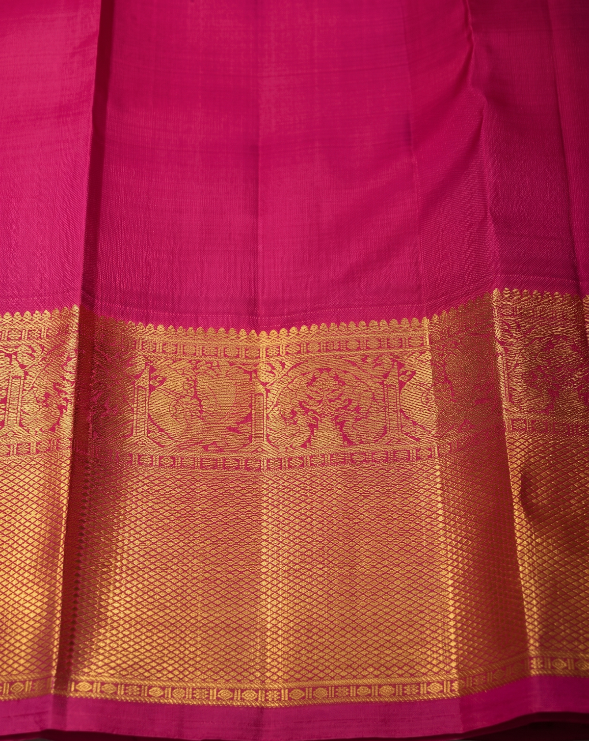 Stunning Bottle Green Dual Tone Pure Kanjivaram Silk Saree with Zari Buttas and Contrast Pink Zari Border | SILK MARK CERTIFIED | SHOBITAM