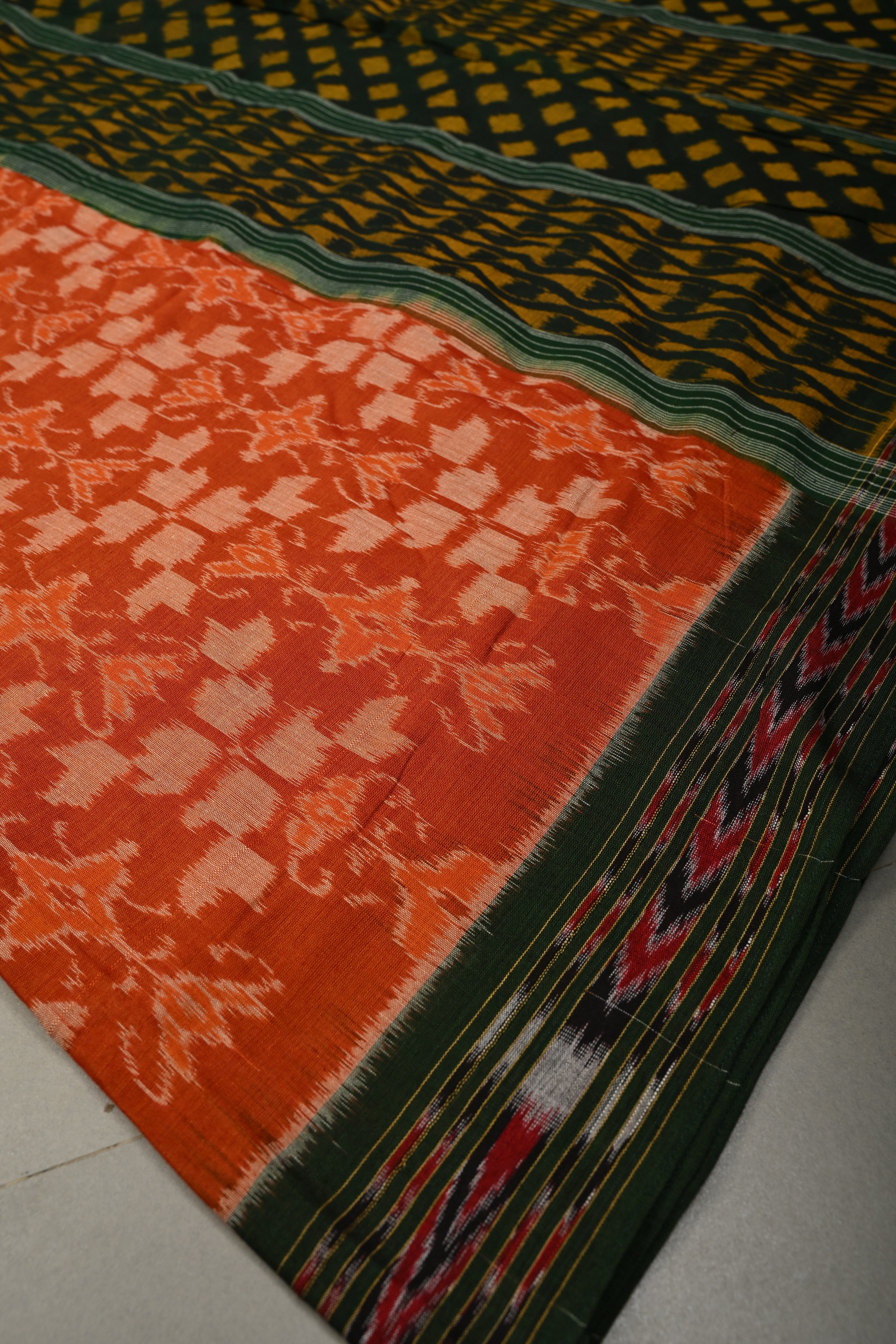 Orange Sambhalpuri ikkat Cotton Handloom Saree With Contrast Border, No Blouse Piece | Shobitam