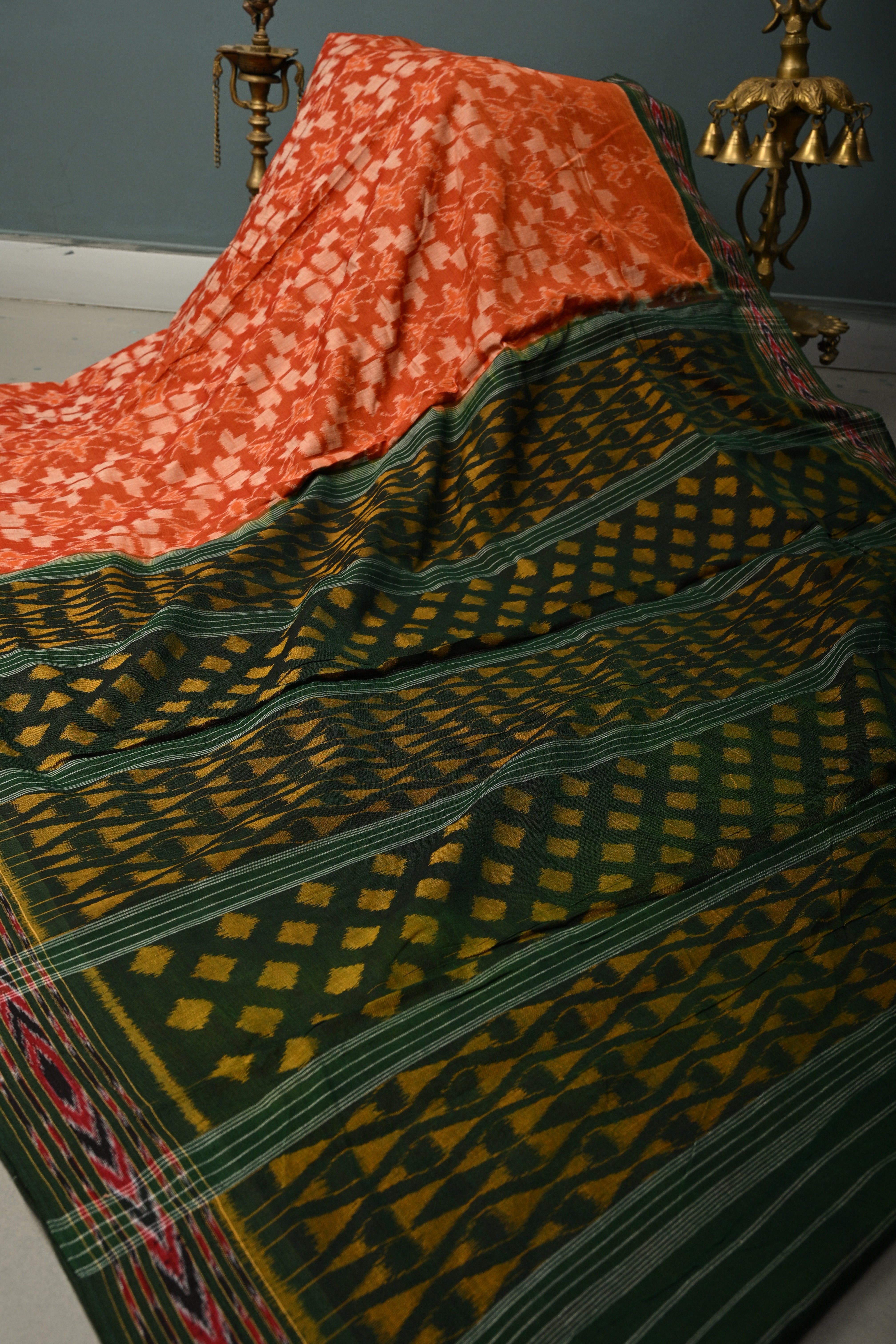 Orange Sambhalpuri ikkat Cotton Handloom Saree With Contrast Border, No Blouse Piece | Shobitam