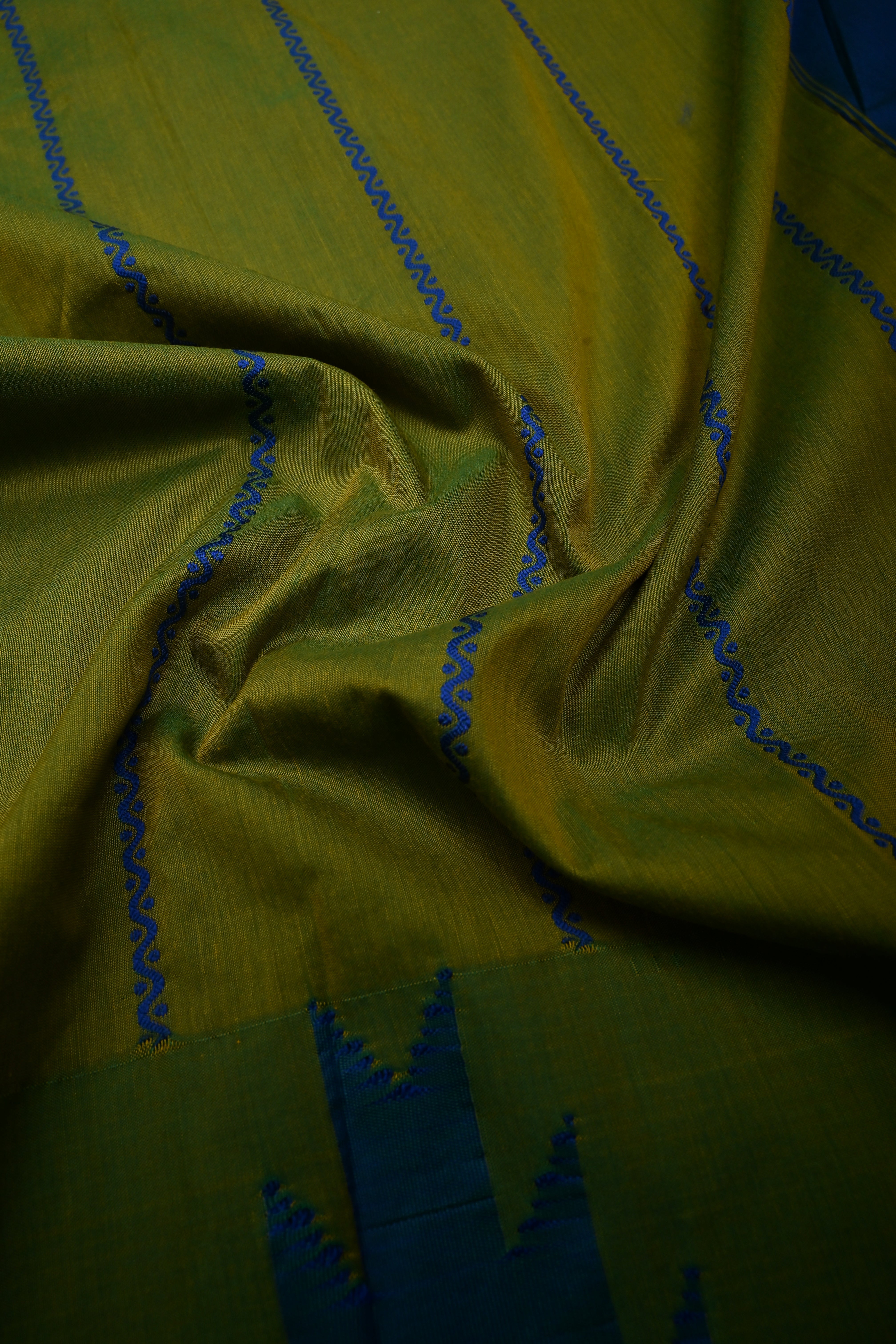 Parrot Green Ilkal Weave Art Silk Bagalkote Saree with Zari Veldhari Horizontal Stripes and Contrast Temple Border | SHOBITAM