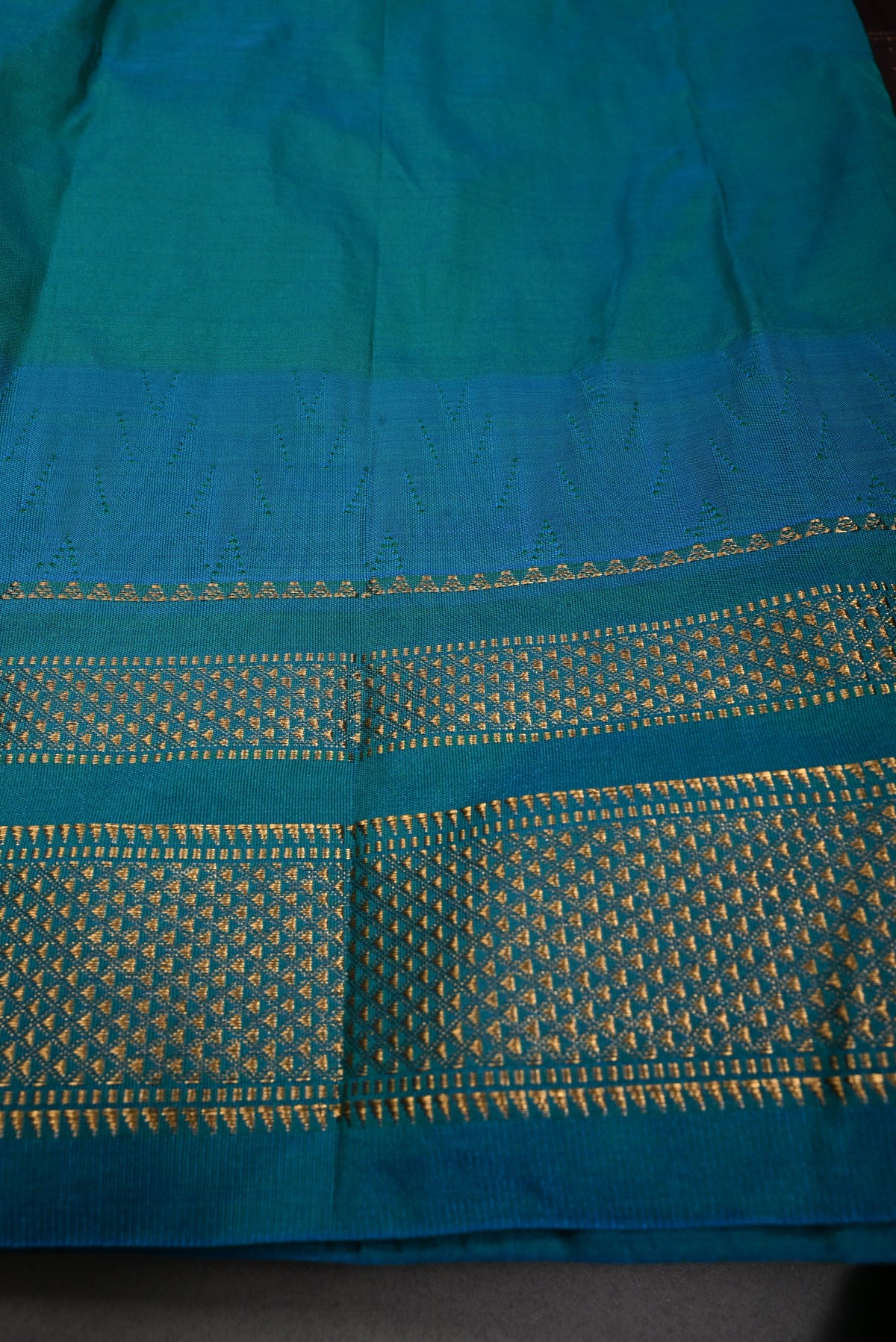 Coffee Brown Checks on Ilkal Weave Mercerized Cotton Bagalkote Saree with Contrast Zari Border | SHOBITAM