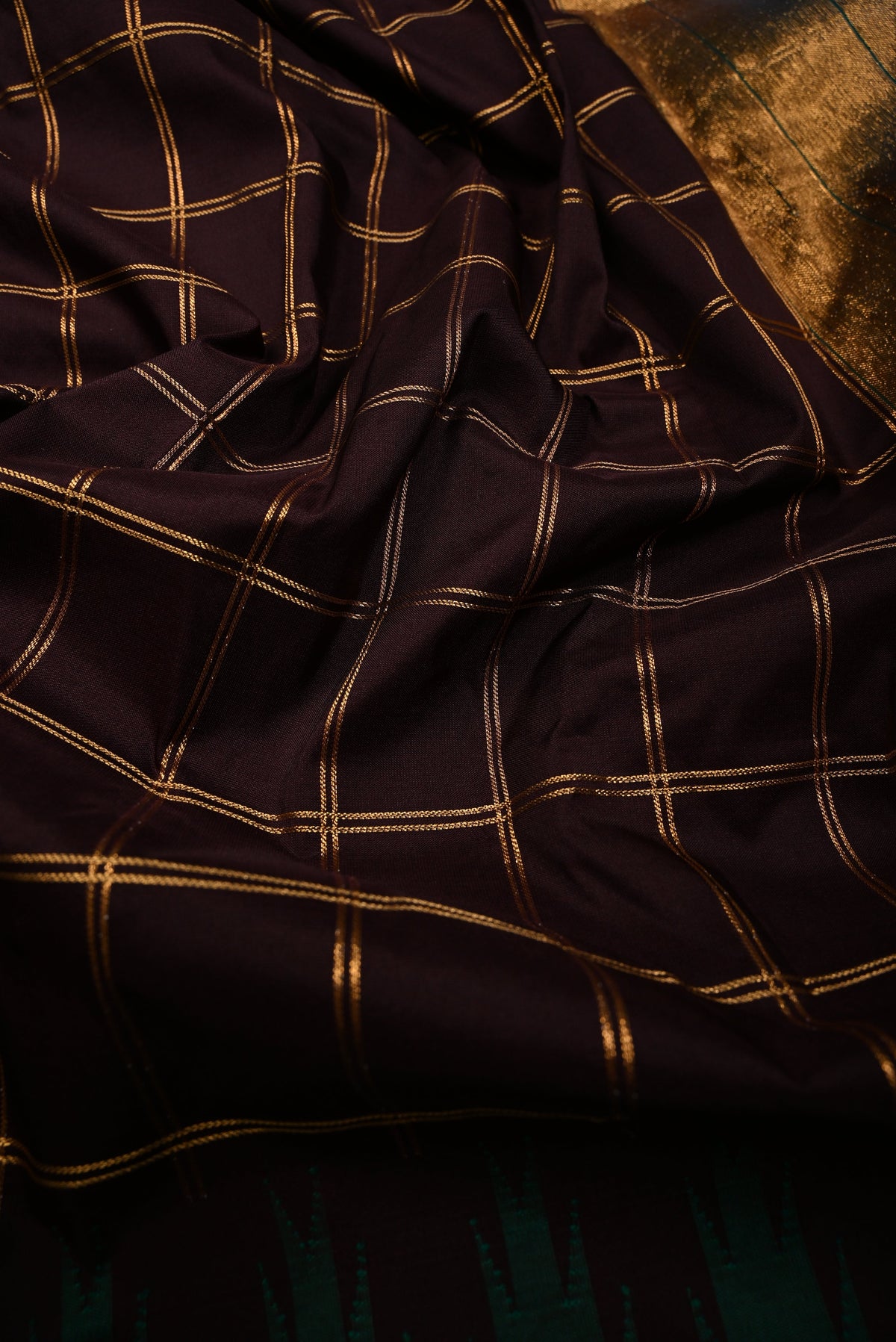 Coffee Brown Checks on Ilkal Weave Mercerized Cotton Bagalkote Saree with Contrast Zari Border | SHOBITAM