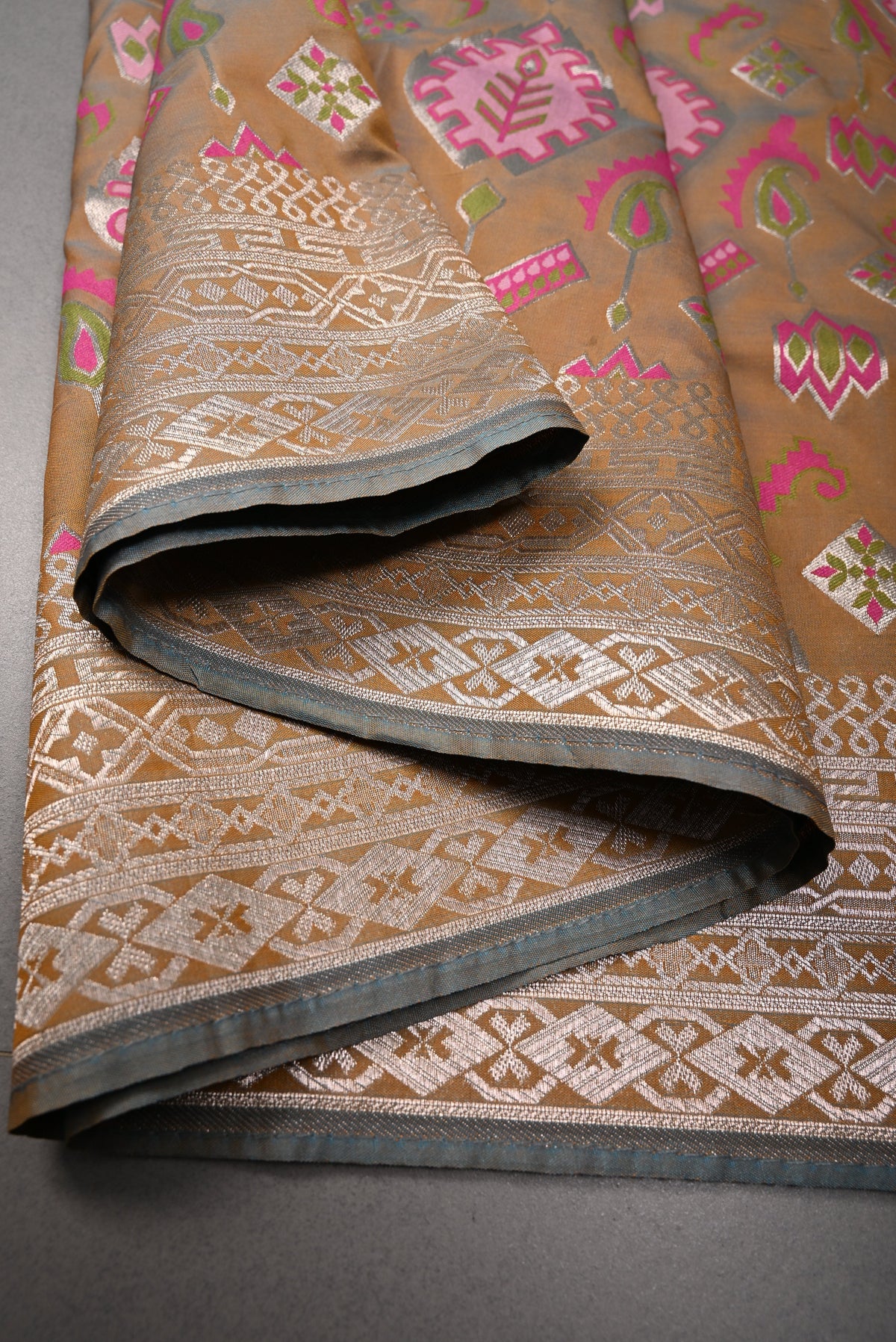 Sandstone Dual Tone Meenakari Zari Brocade on Semi Silk Saree with Zari Border | SHOBITAM
