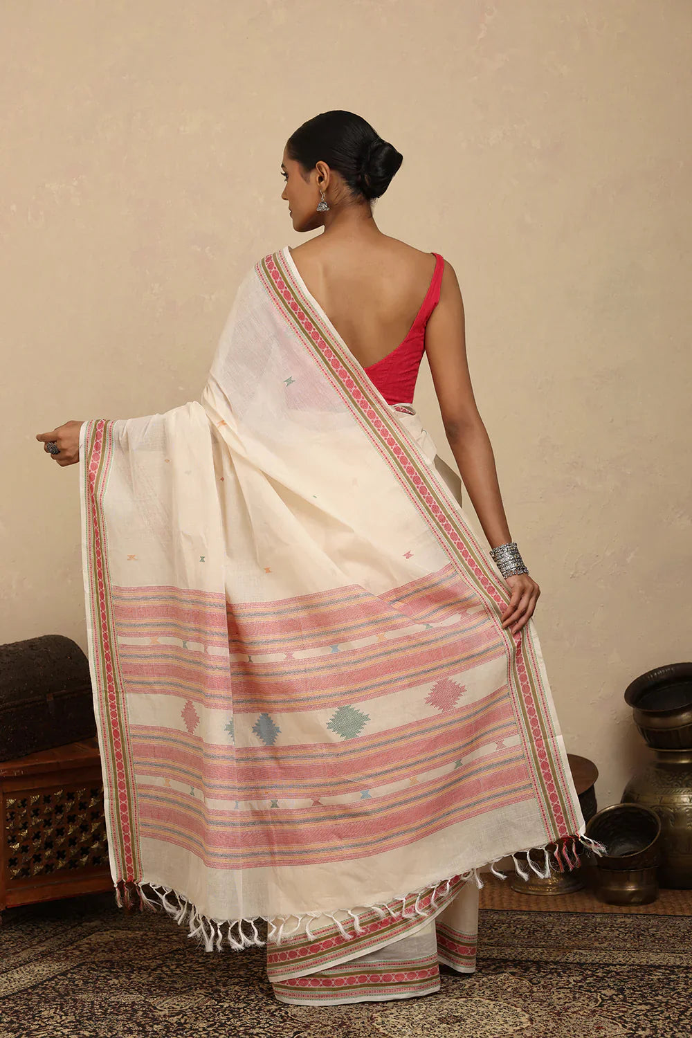 Handloom White Kanchi Cotton Saree | Shobitam