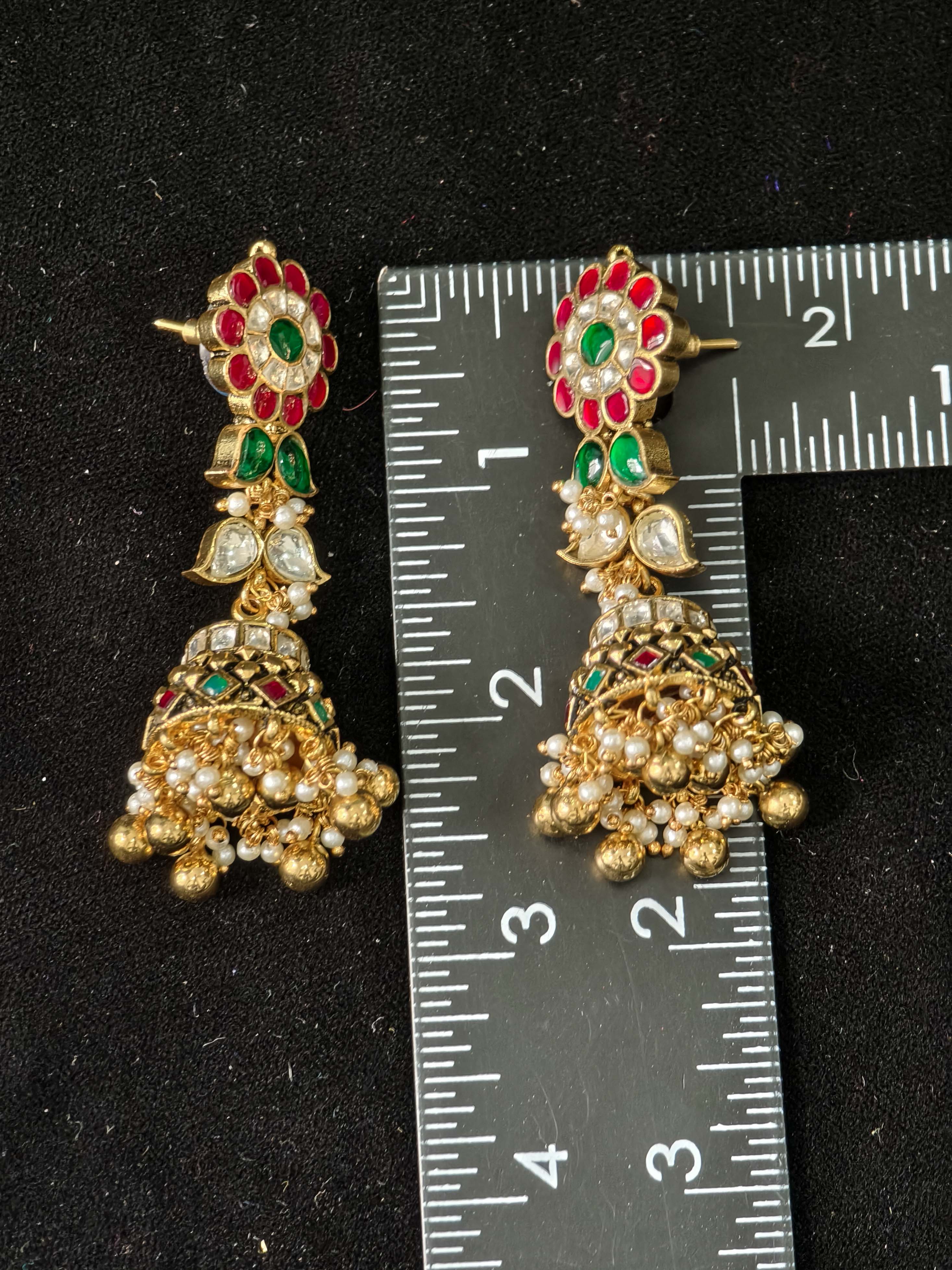 Ahmedabadi Jadau Jhumka with floral studs and slender design | Shobitam