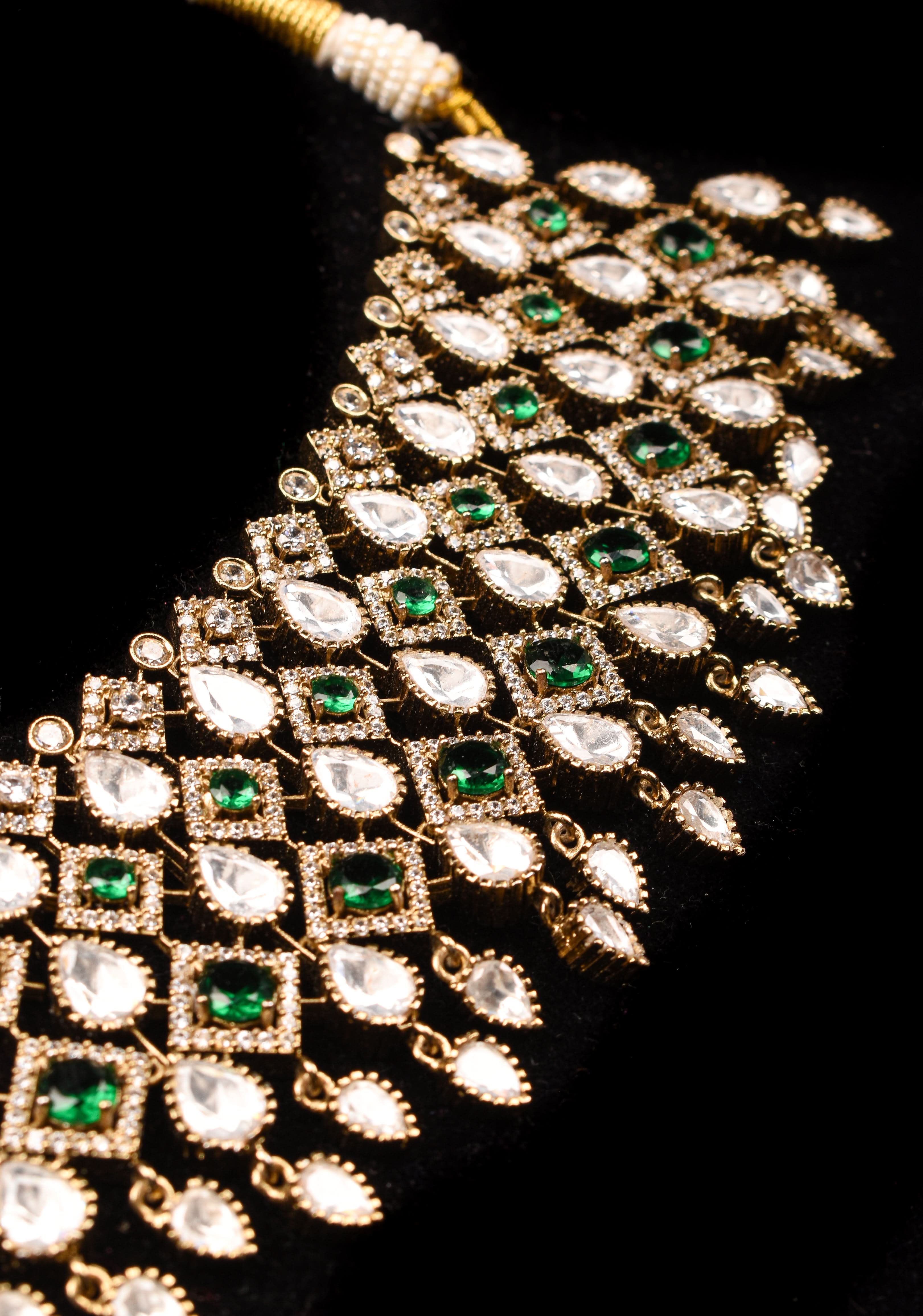 Victorian Choker set with stone Detailing and Teardrop shape dangling | SHOBITAM