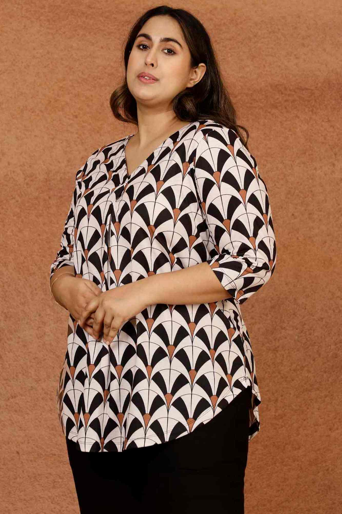 White Black Plus Size Top in Soft knitted fabric | Made to Order