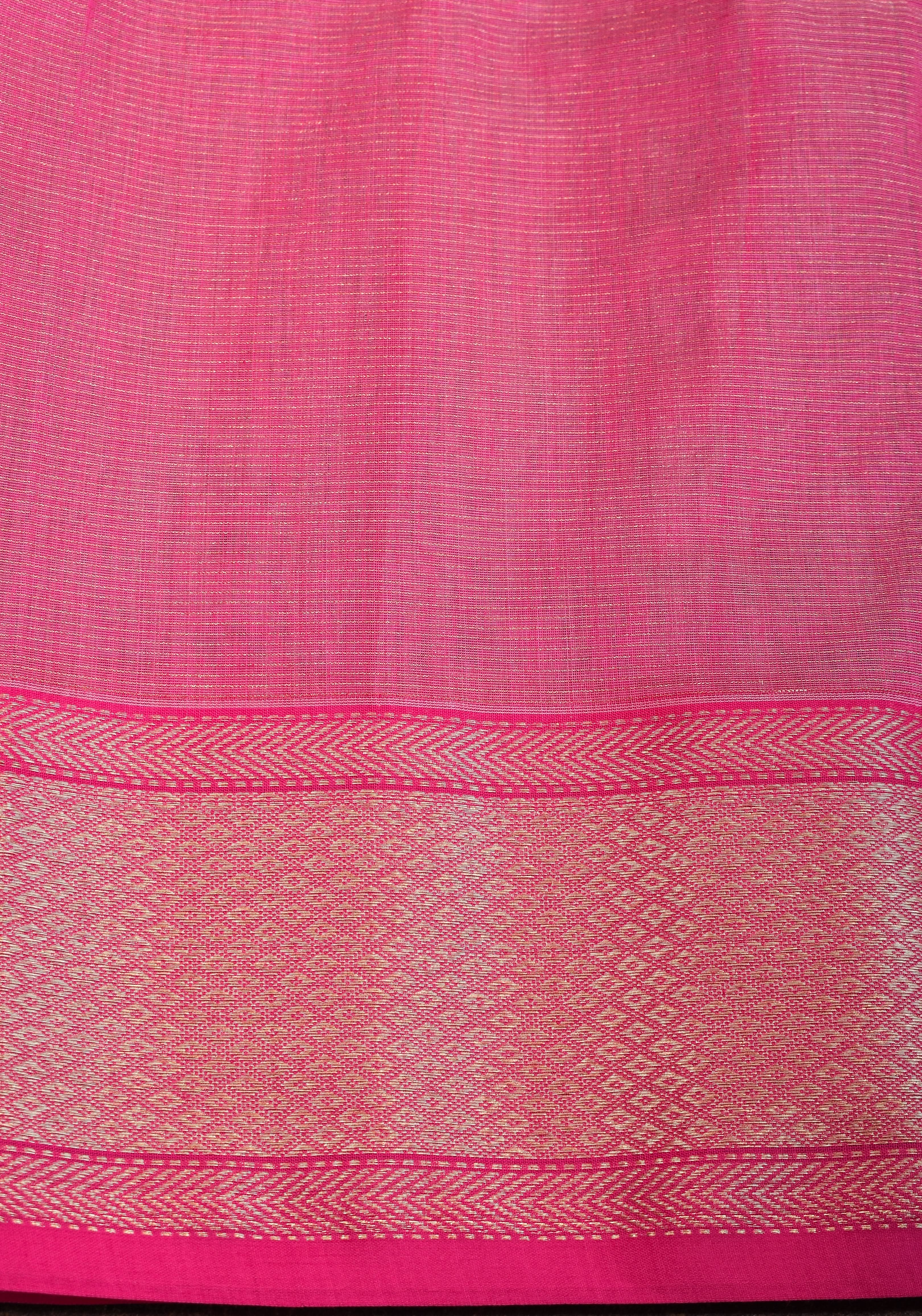 Handwoven Maheshwari silk cotton saree in Lilac with Pink | Shobitam