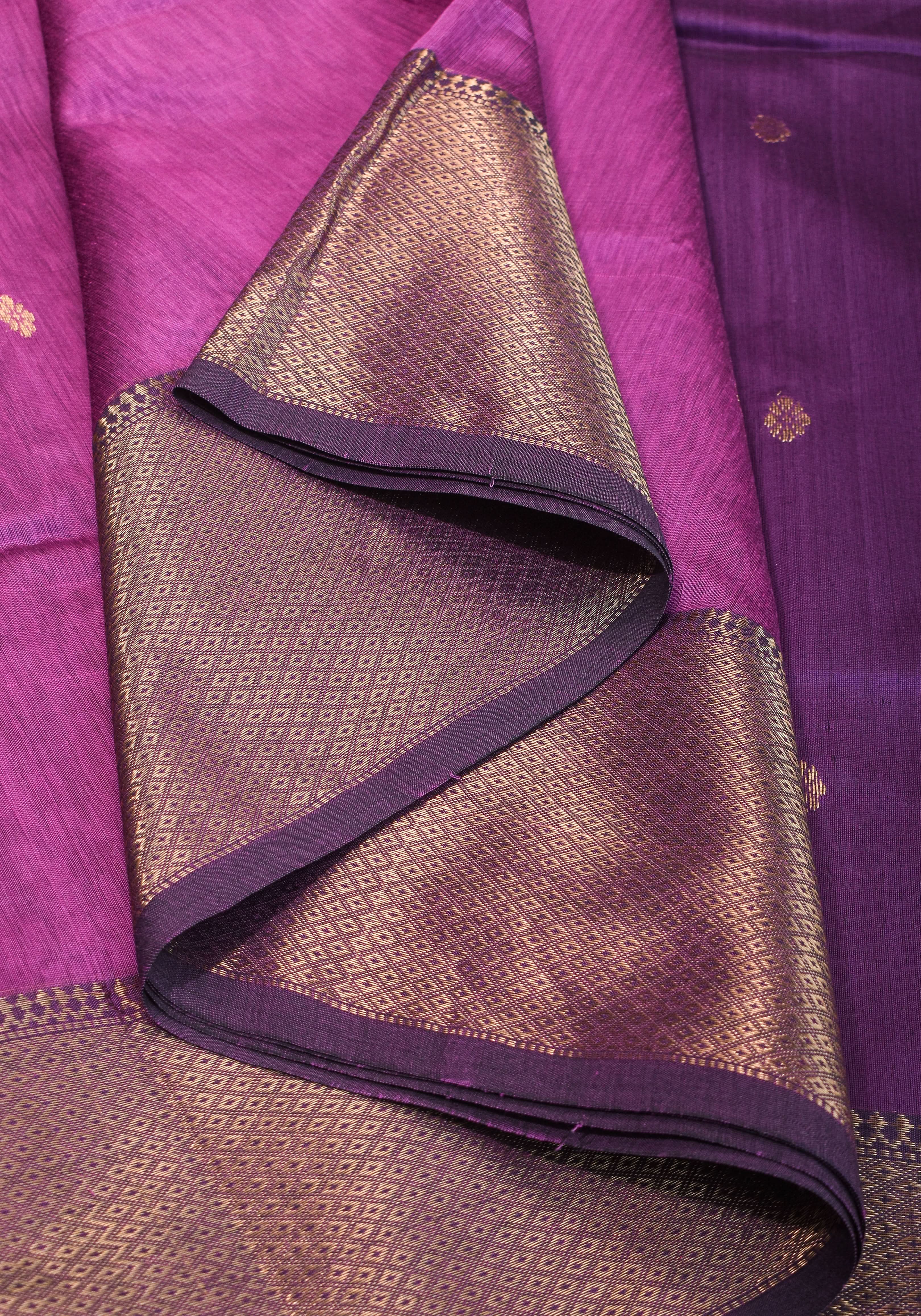 Handwoven Maheshwari Silk Cotton Saree in Lilac with zari borders | Shobitam