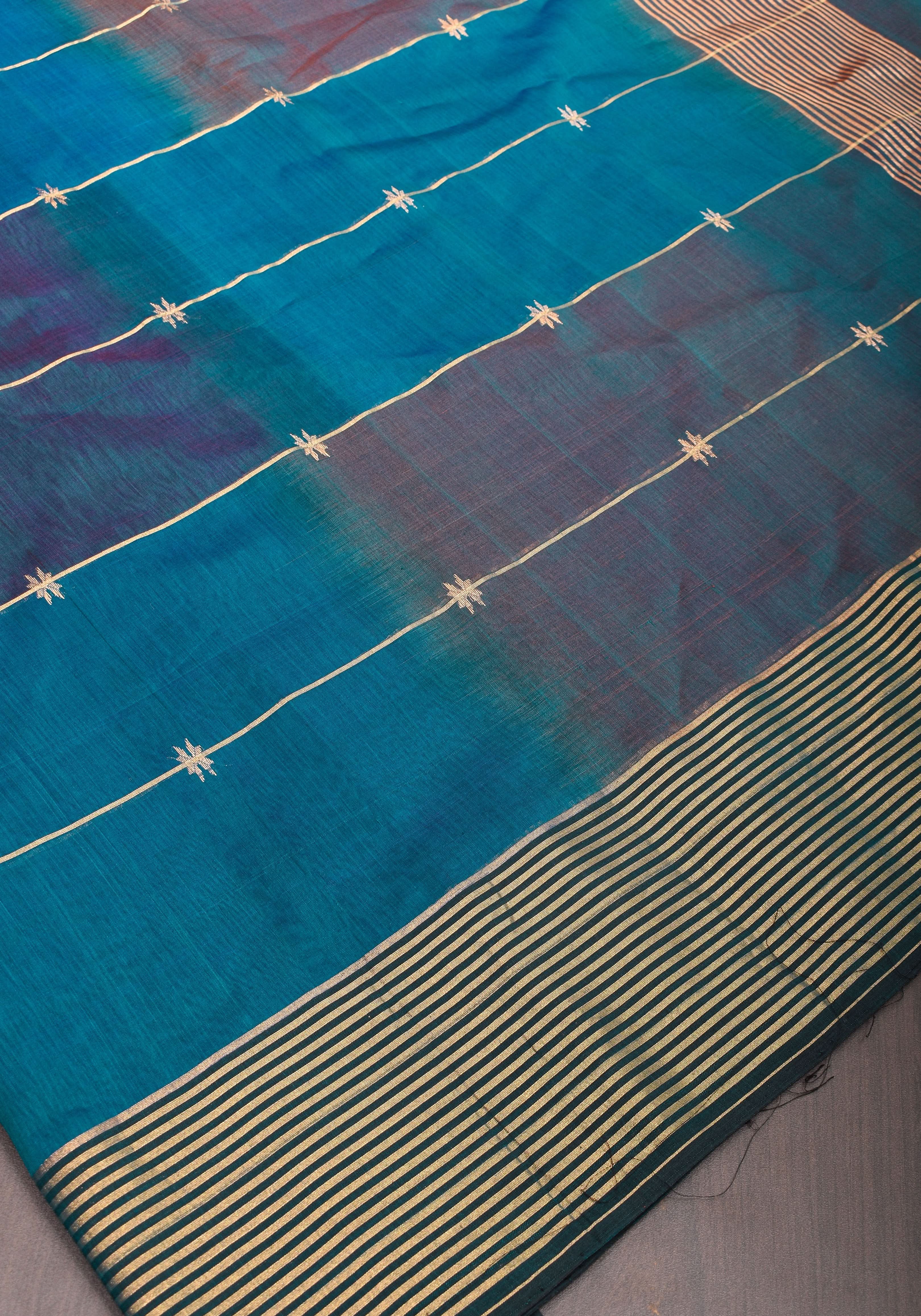 Peacock Green Ombre Handwoven Zari Stripes Maheshwari Silk Cotton Saree | Shobitam