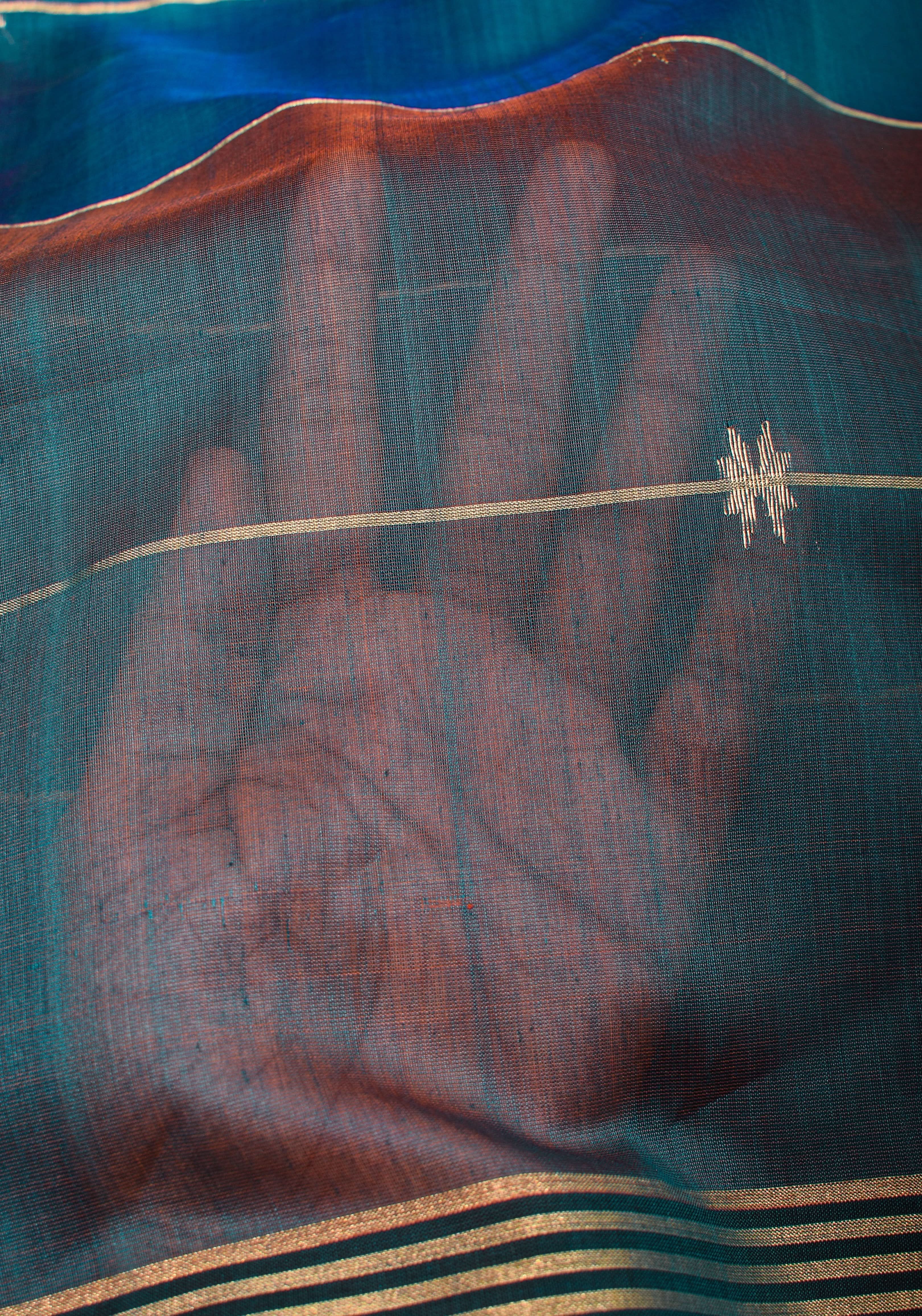 Peacock Green Ombre Handwoven Zari Stripes Maheshwari Silk Cotton Saree | Shobitam