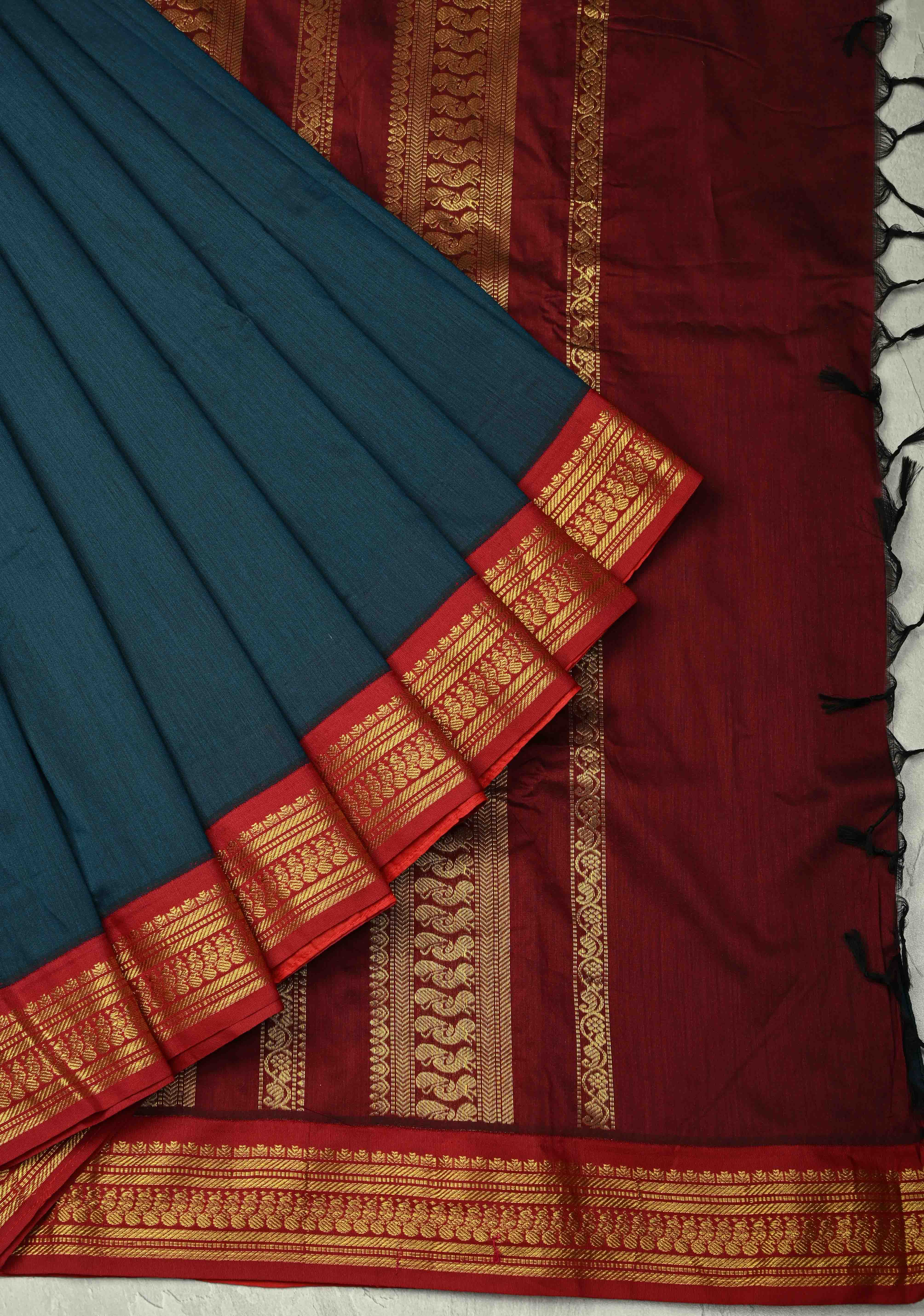 Navy Blue Silk Cotton Handloom Saree with Contrast Zari Border | Shobitam