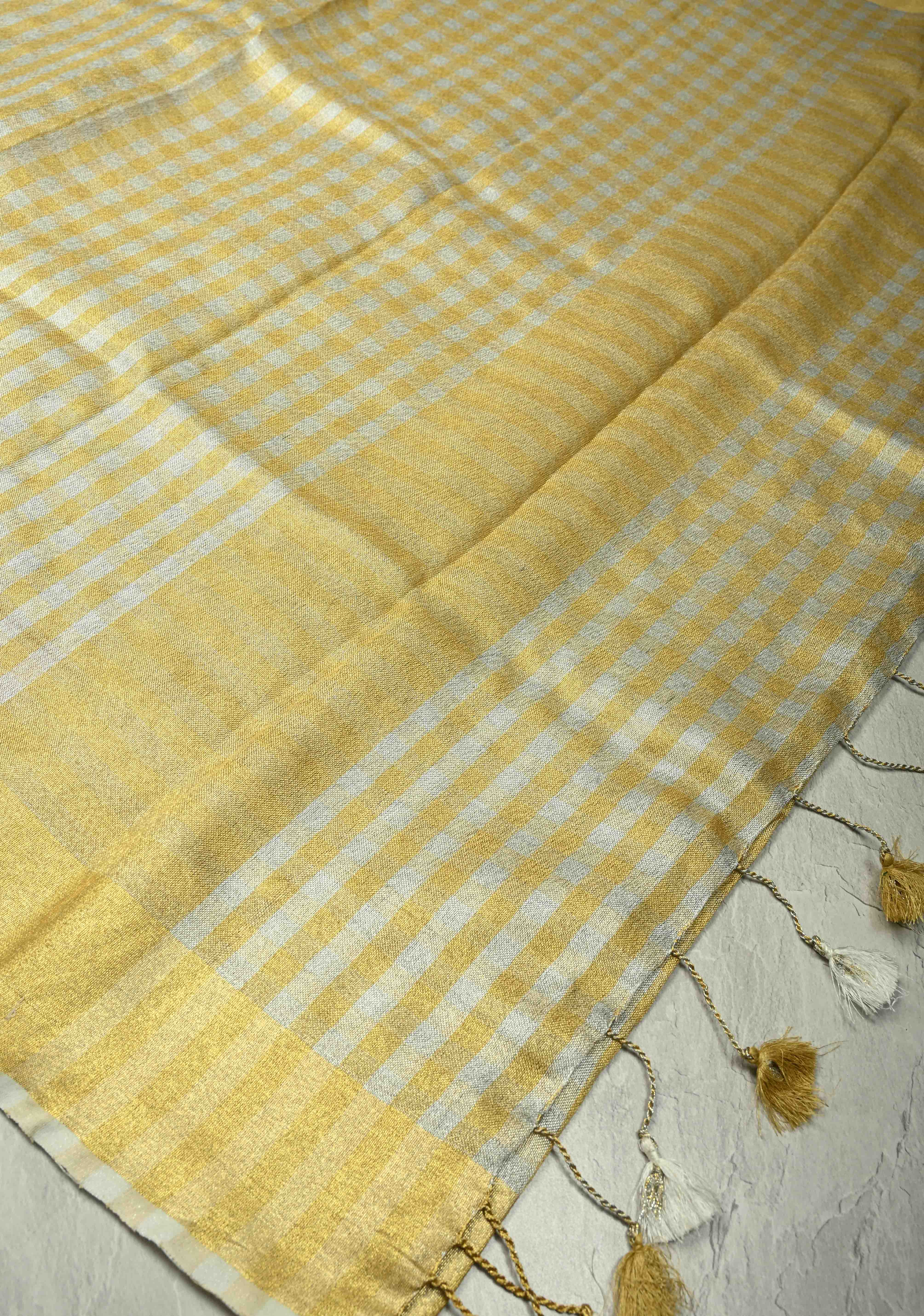 Gold-Silver Alternating Linen and Tissue Saree with Checks Design and Zari Border | Shobitam