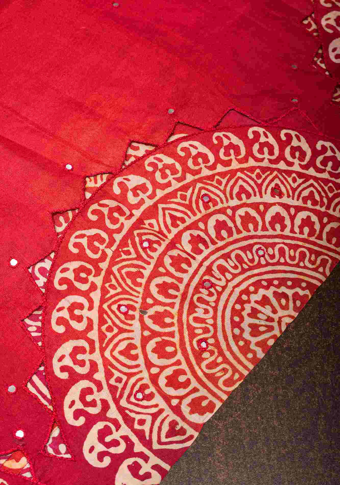 Pre drape Red ombre mandala motifs cut work Tussar Silk Saree | CERTIFIED SILK