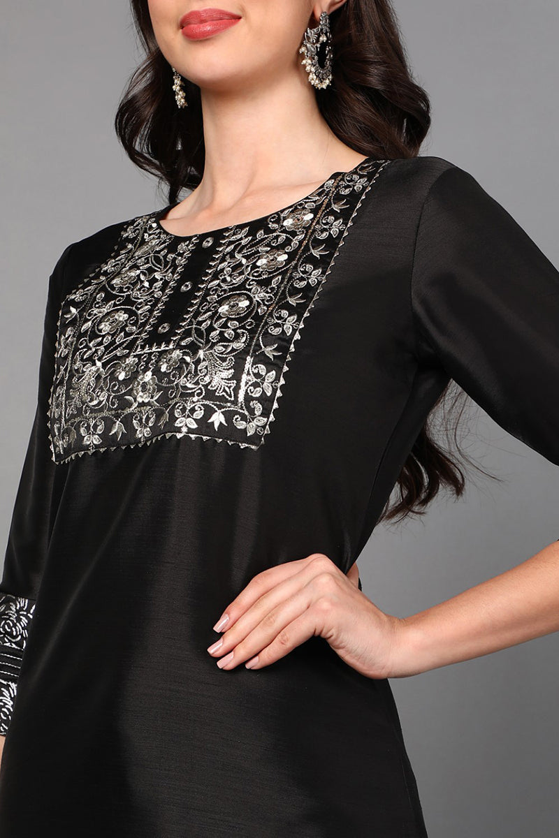 Black Floral Yoke Design Panelled Suit Set | SHOBITAM