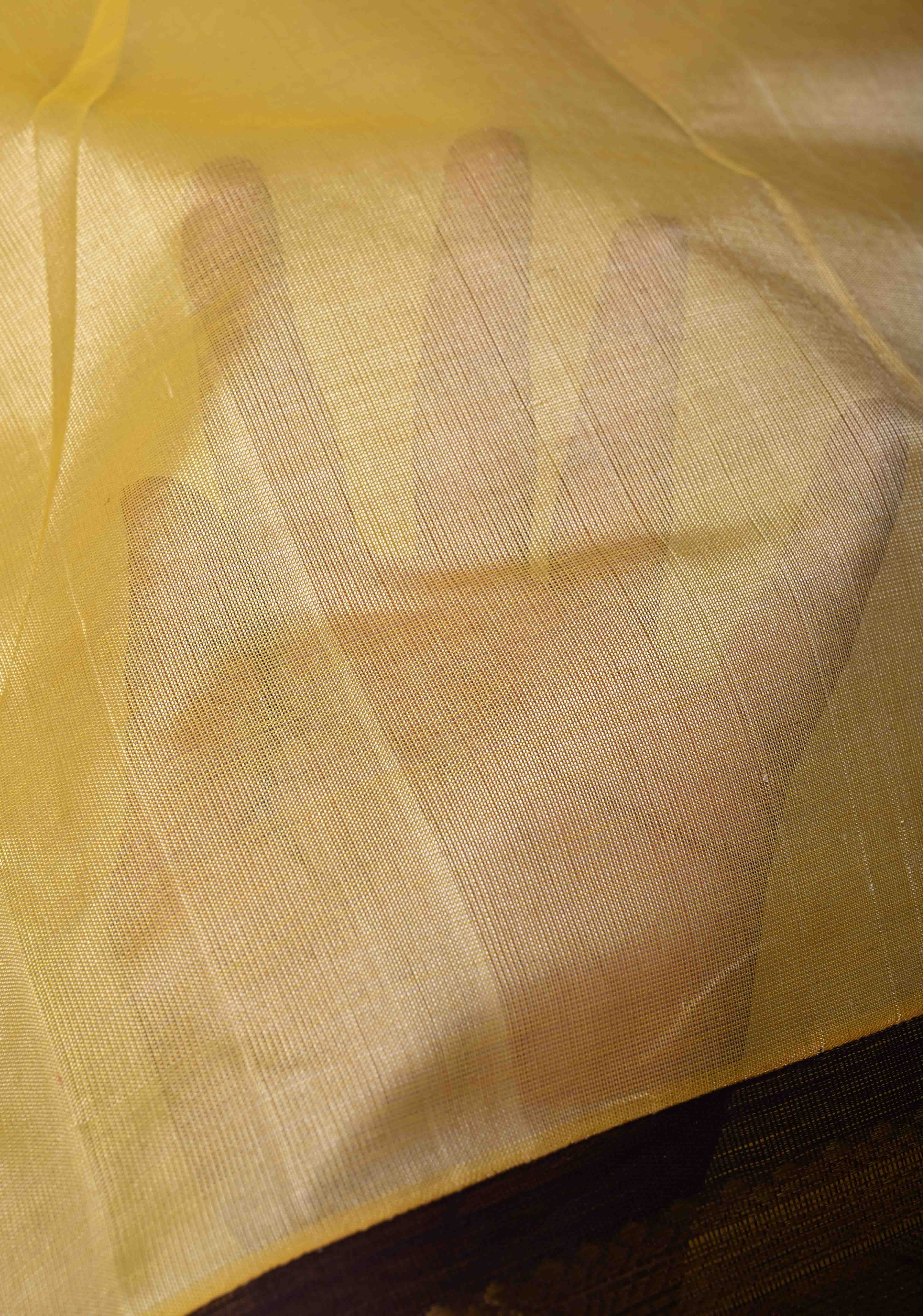 9 Yards Madisar Cream Korvai Kanchi Silk Cotton 100% Handloom Saree with Contrast Zari Border | Shobitam