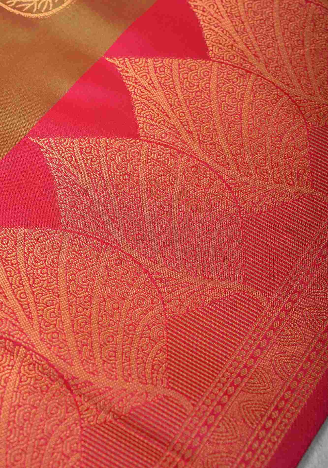 Green Dual tone Kanchi Semi Silk Saree with Leaf Buttas and Zari Border Pre stitch saree